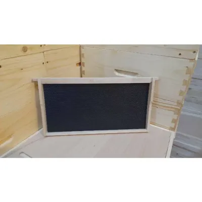 Rama 3/4 cu fagure plastic negru ceruit