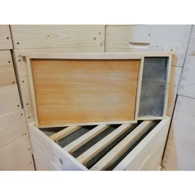 Rama dreapta 1/1 cu fagure plastic galben ceruit Stuparul.Ro