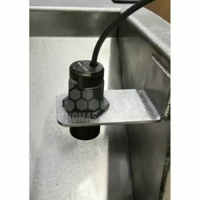 Senzor capacitiv pentru nivelul mierii Thomas
