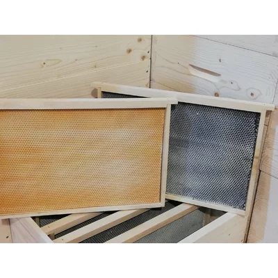 Rama dreapta 1/1 cu fagure plastic galben ceruit Stuparul.Ro picture - 2