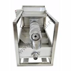 Storcator capaceala tip melc 200 kg/h Konigin picture - 3