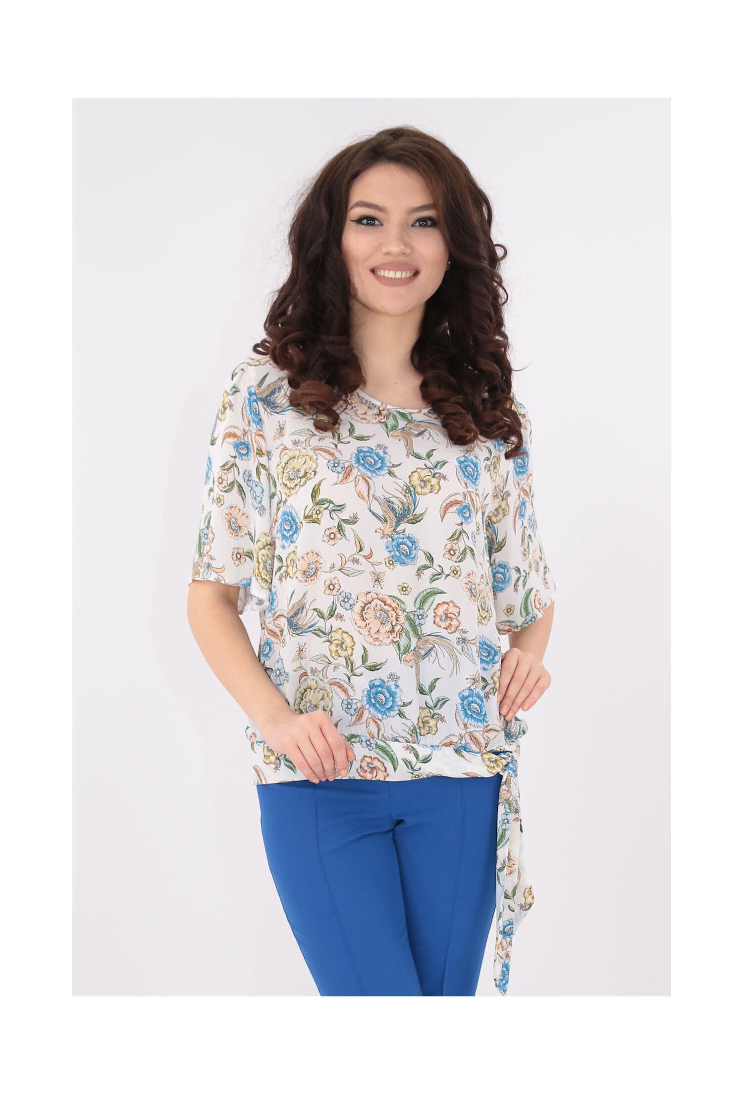Bluza alba din matase cu print floral