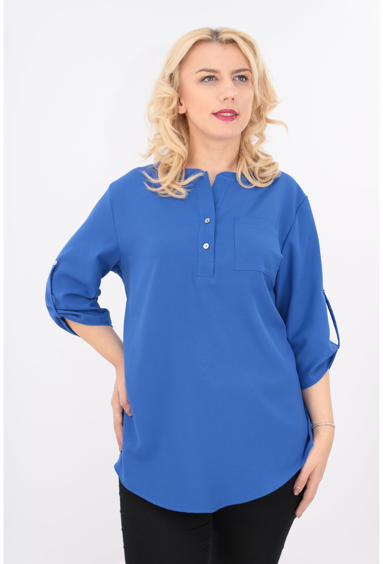 Bluza albastra cu guler tunica