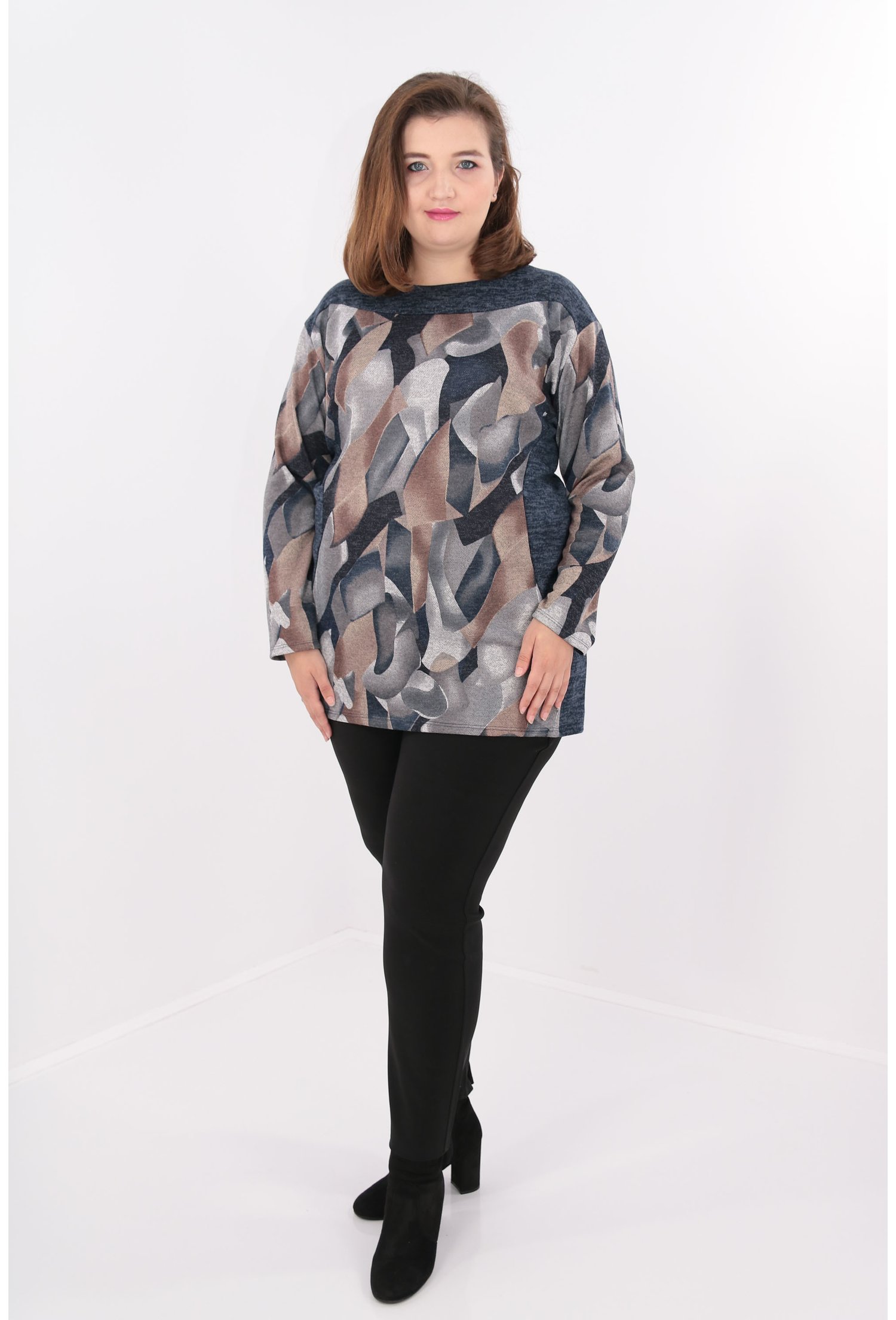 Bluza bej cu print geometric