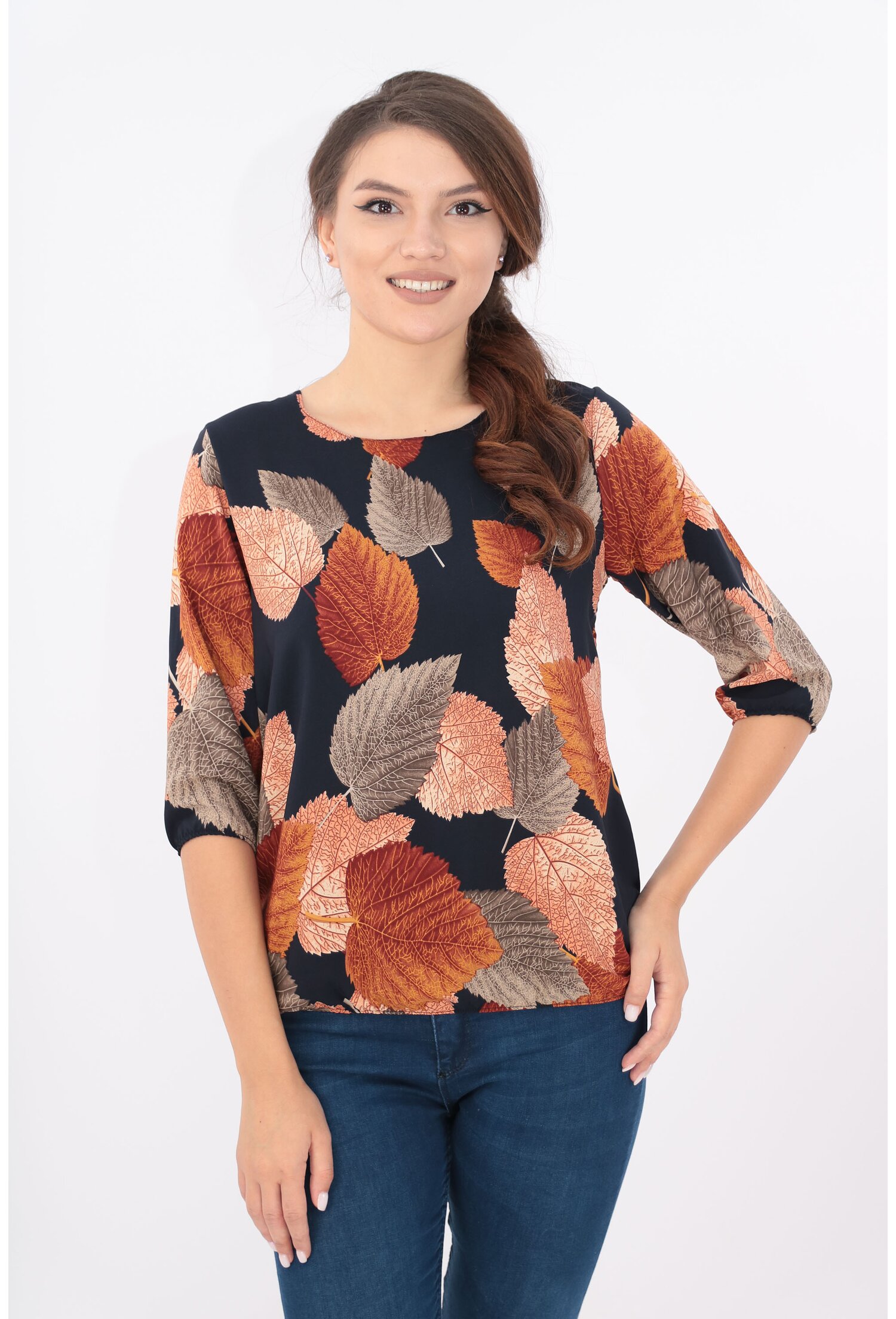 Bluza bleumarin cu frunze ruginii