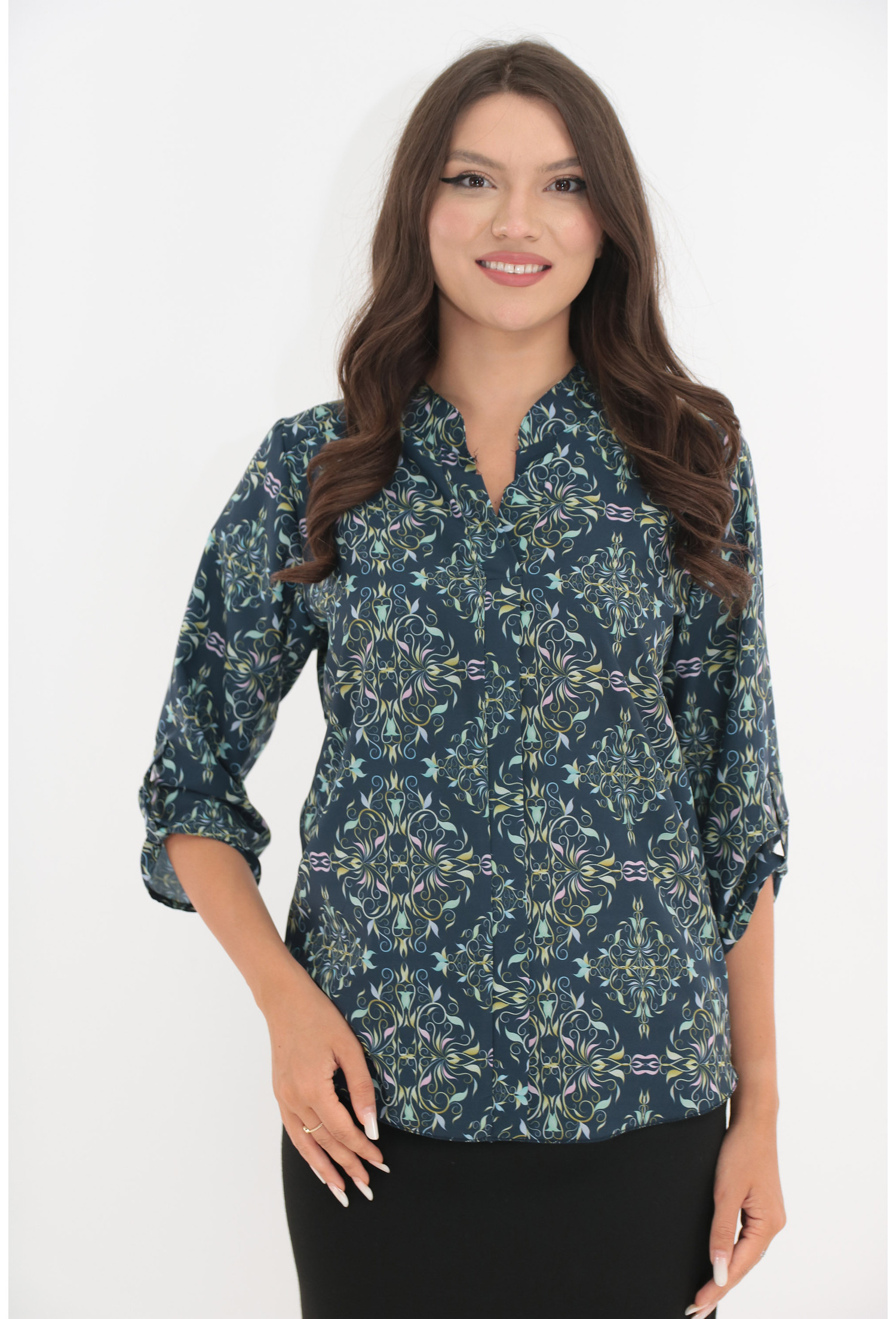 Bluza bleumarin cu print abstract vernil - Bluze elegante