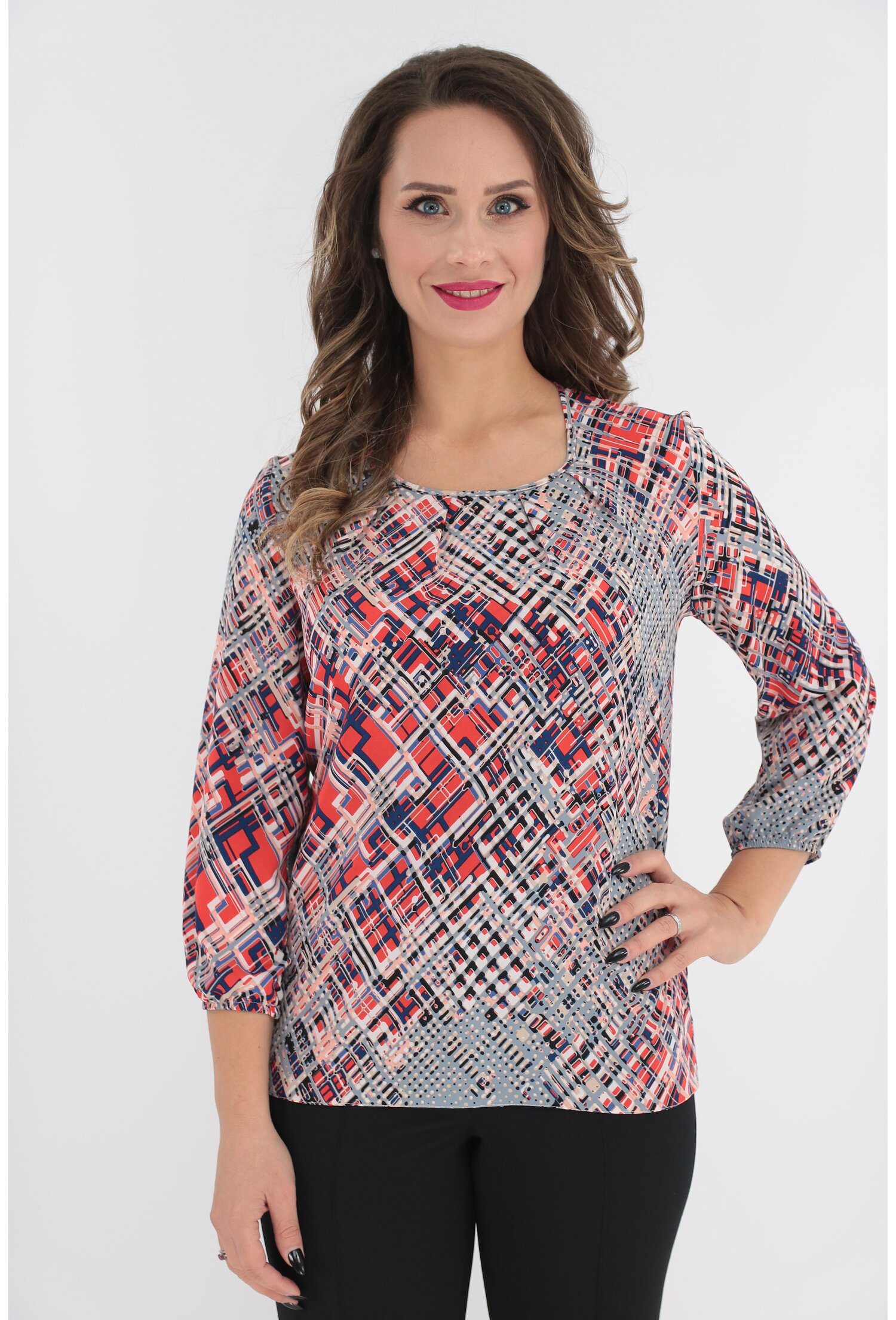 Bluza bleumarin cu print geometric multicolor