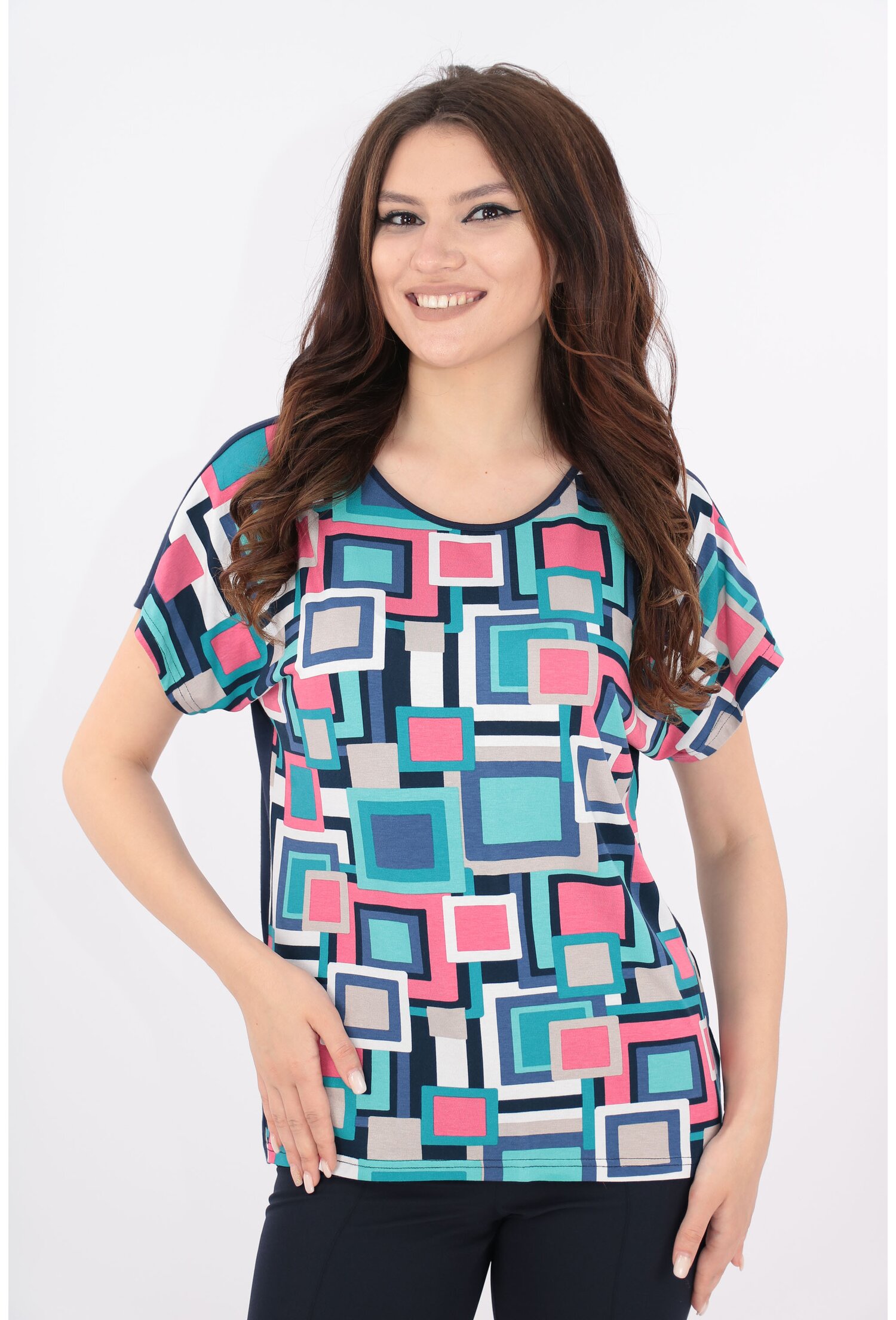 Bluza bleumarin cu print multicolor roz