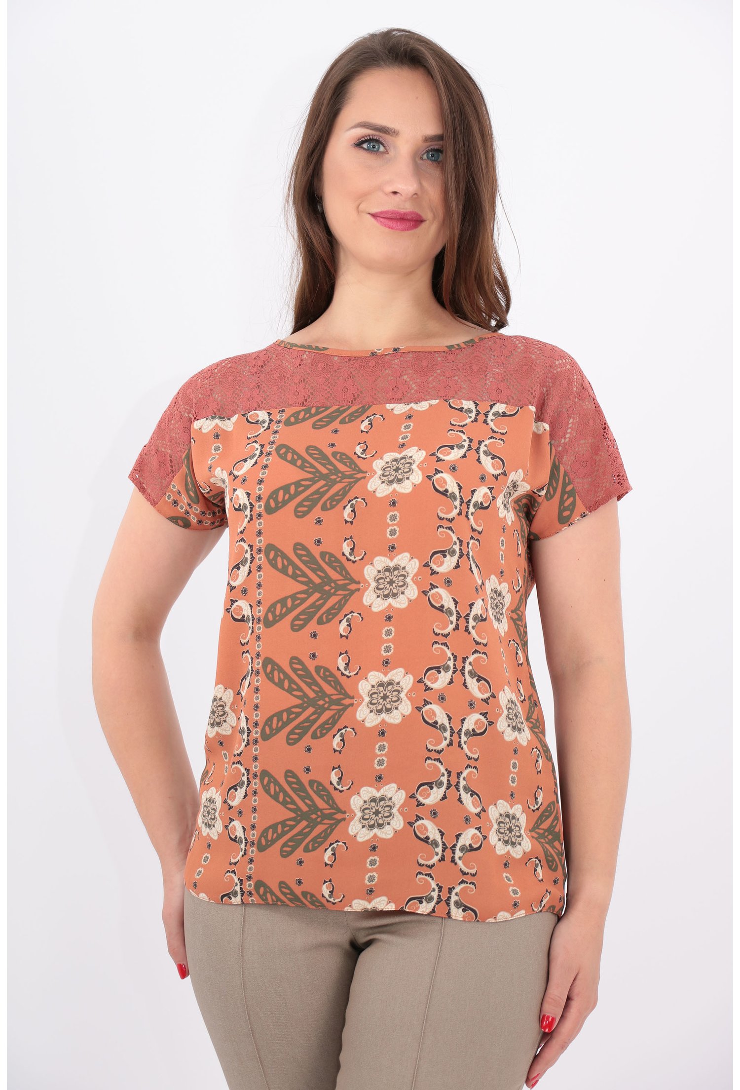 Bluza caramizie din vascoza si dantela