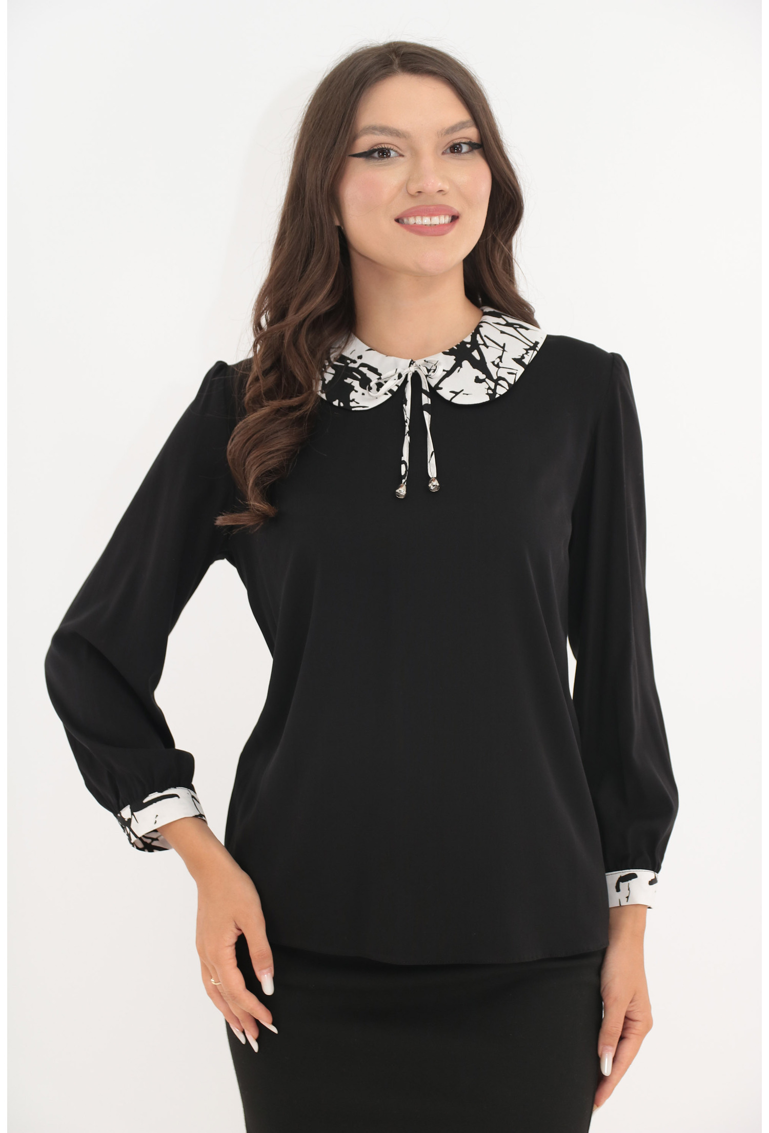 Bluza eleganta din vascoza neagra cu guleras