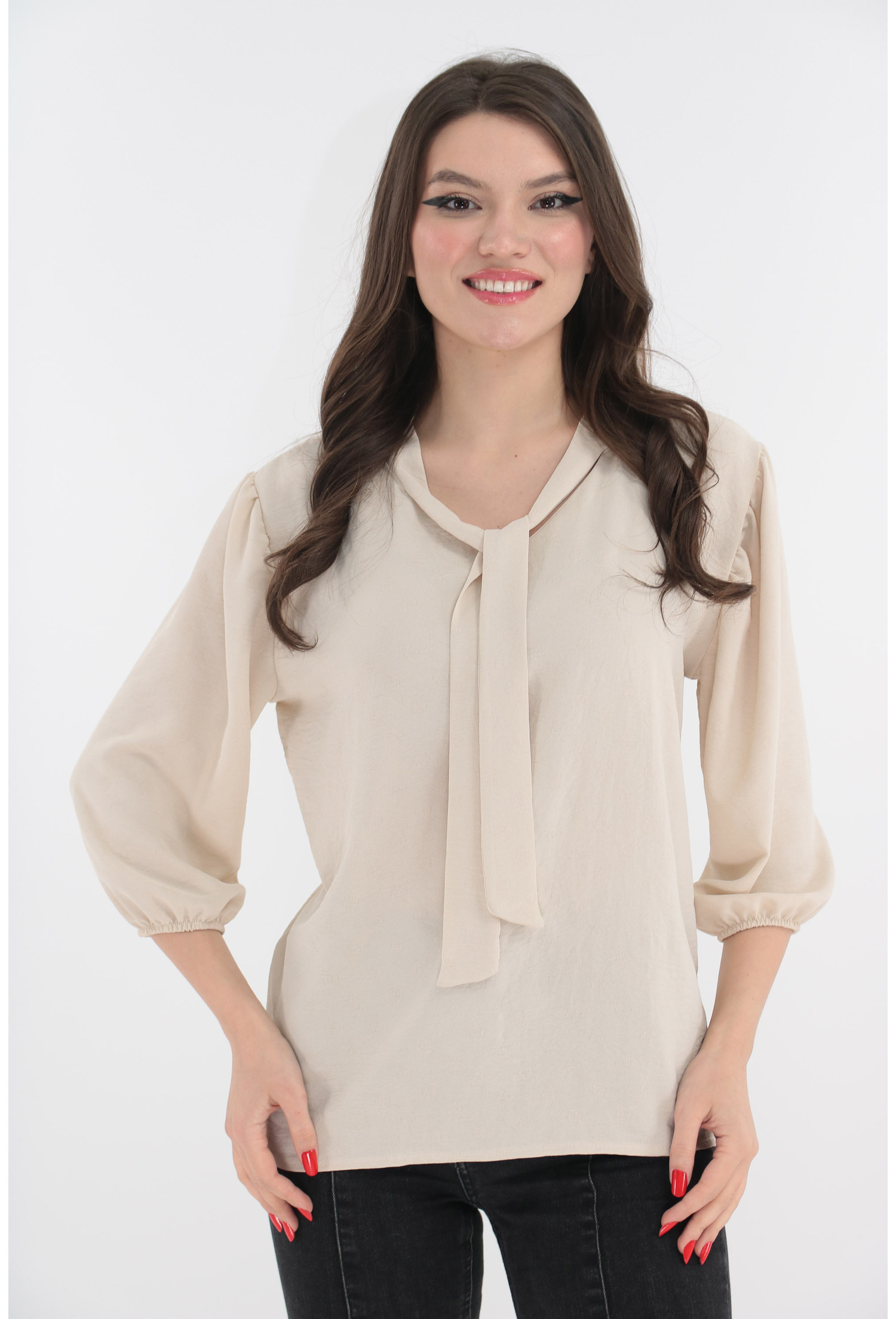 Bluza eleganta ivory cu fundita la decolteu