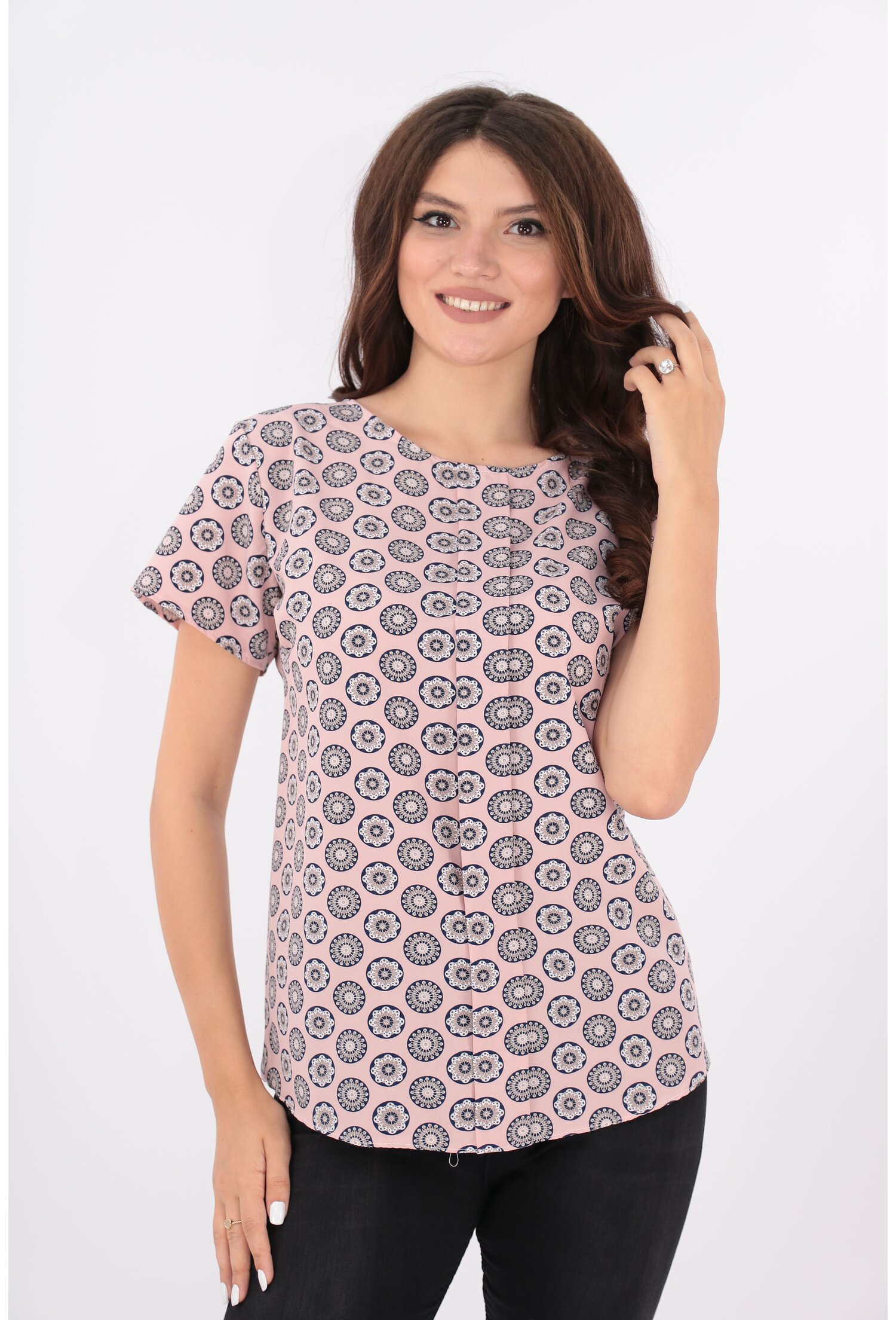 Bluza lejera roz cu buline bleumarin-bej