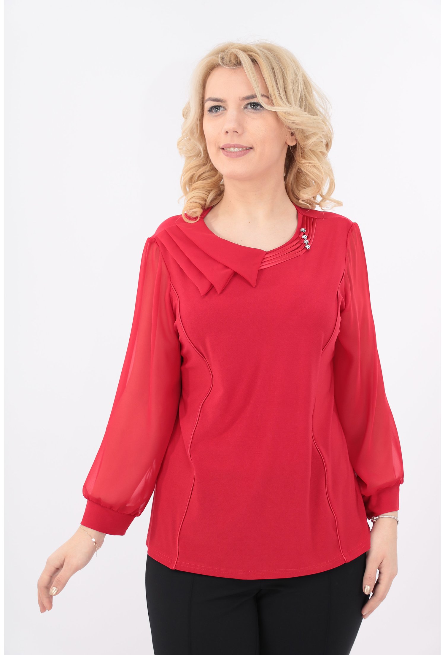 Bluza rosie cu guler asimetric