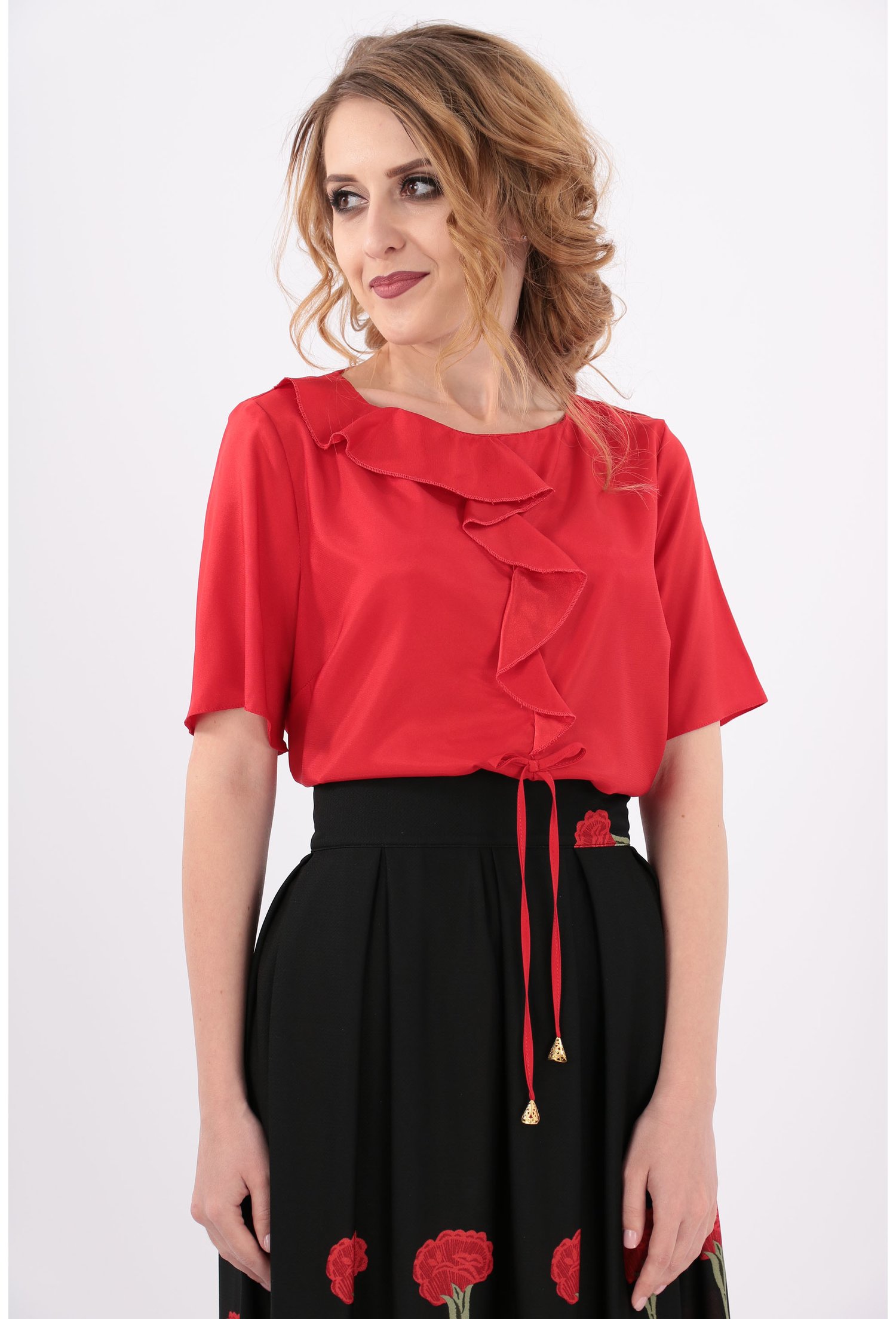 Bluza rosie cu maneca scurta