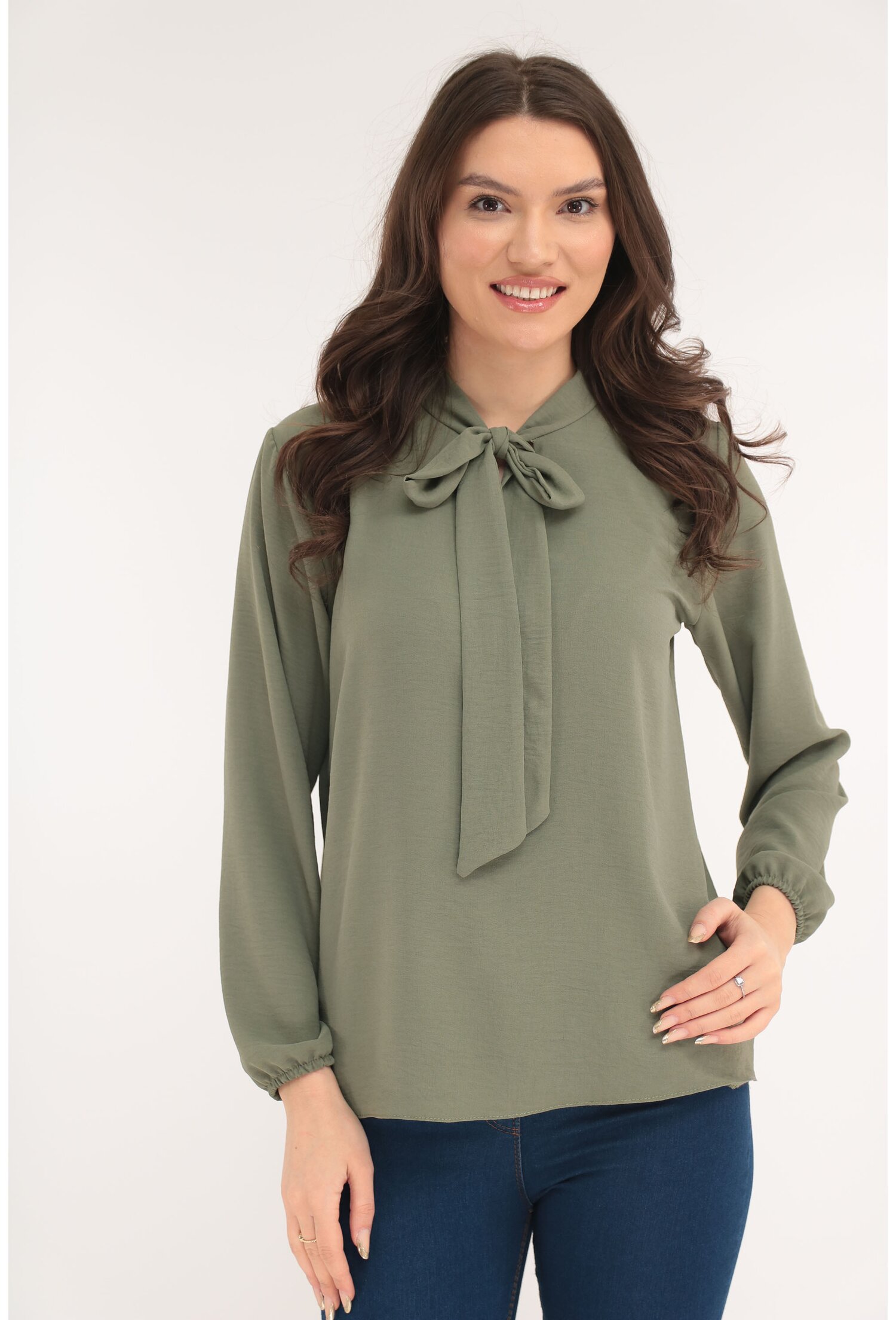 Bluza uni olive cu esarfa la decolteu