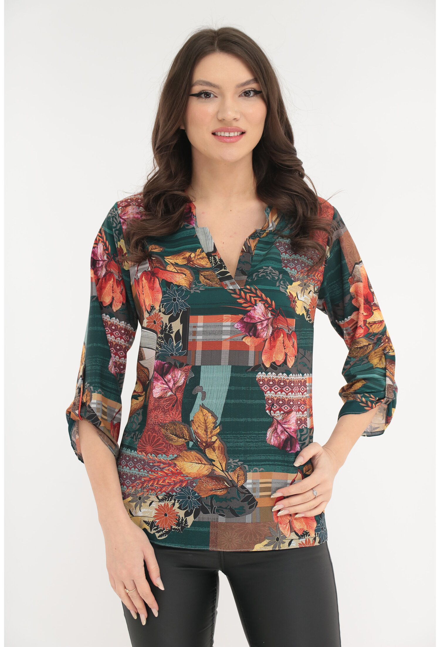 Bluza verde cu guler tunica si flori maxi orange - Bluze elegante