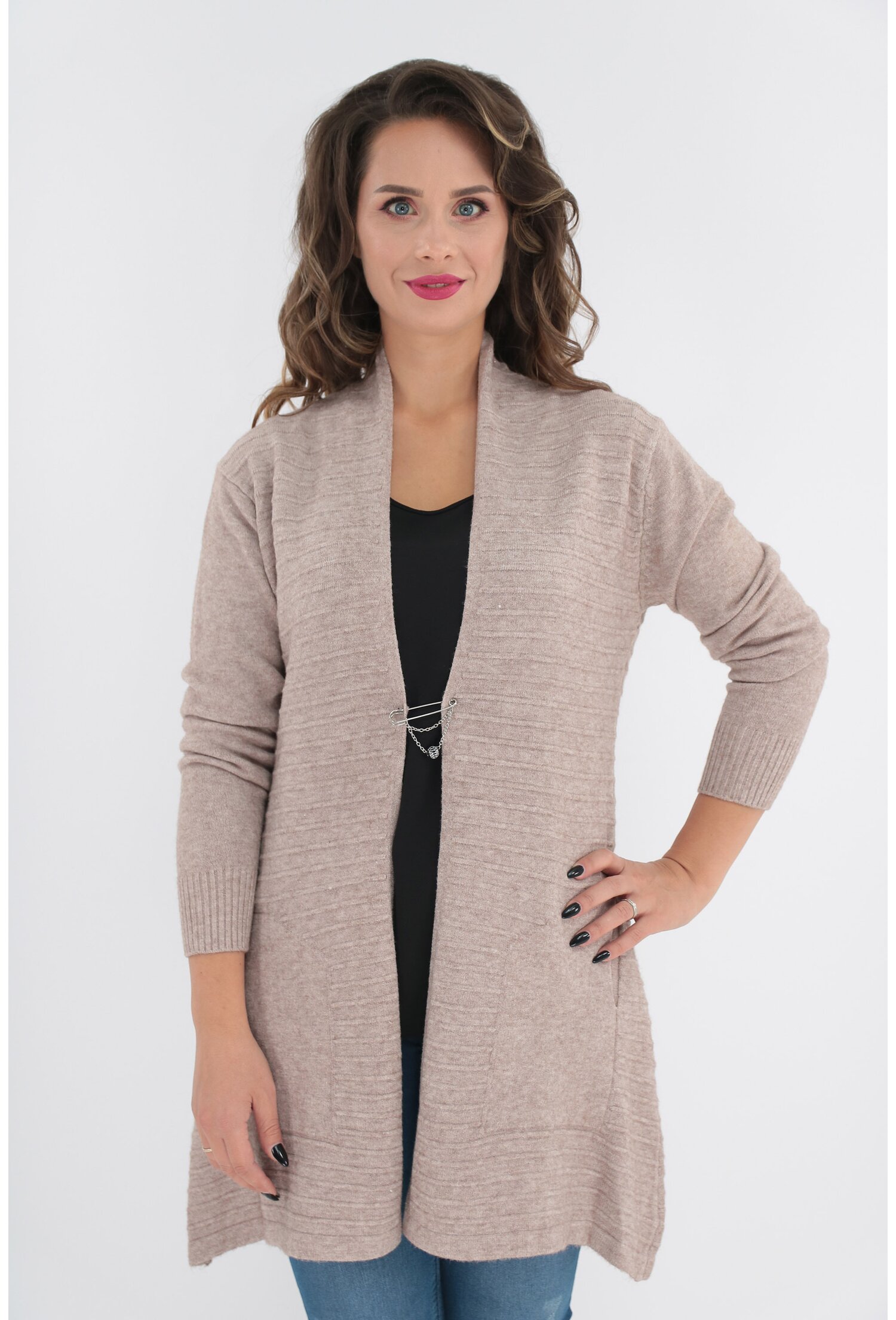 Cardigan bej tricotat - Cardigane