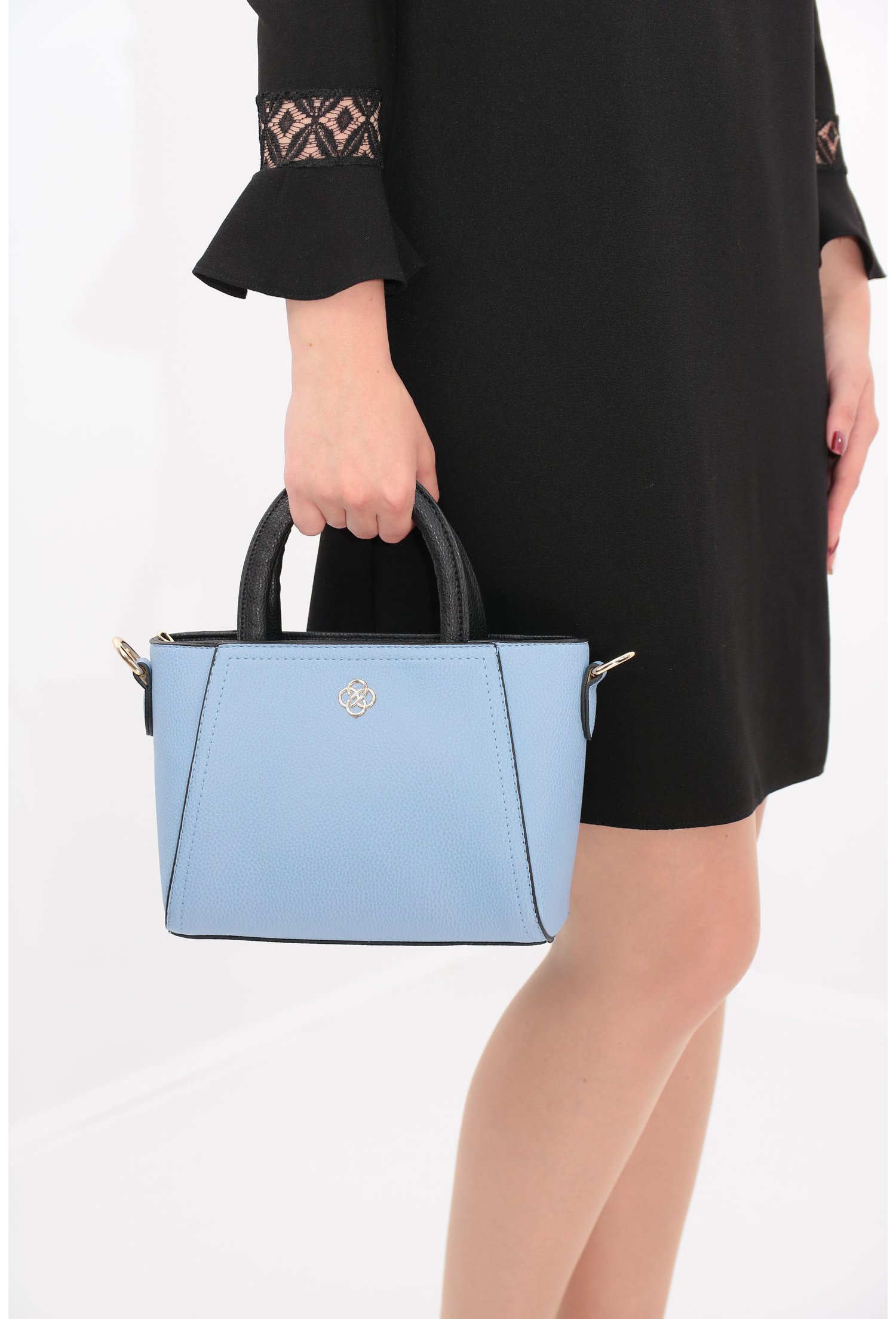 Geanta bleu cu manere negre