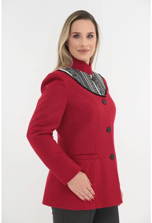 Jacheta din stofa rosie cu motive traditionale