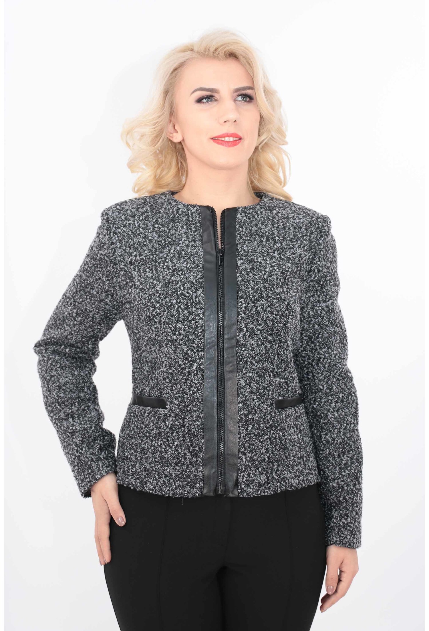 Jacheta neagra cu fermoar