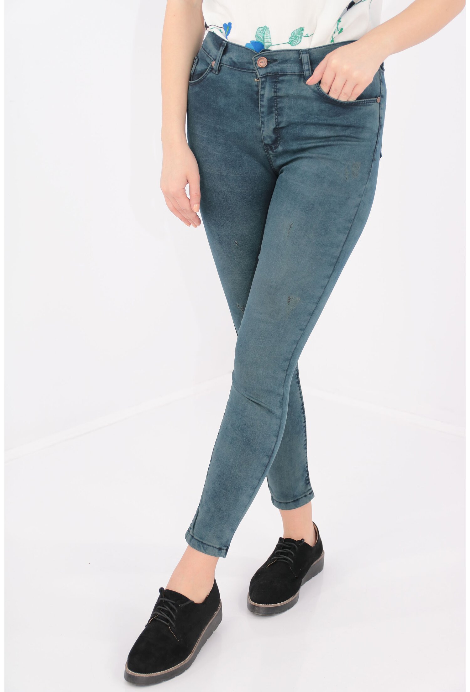 Jeans skinny fit decolorat