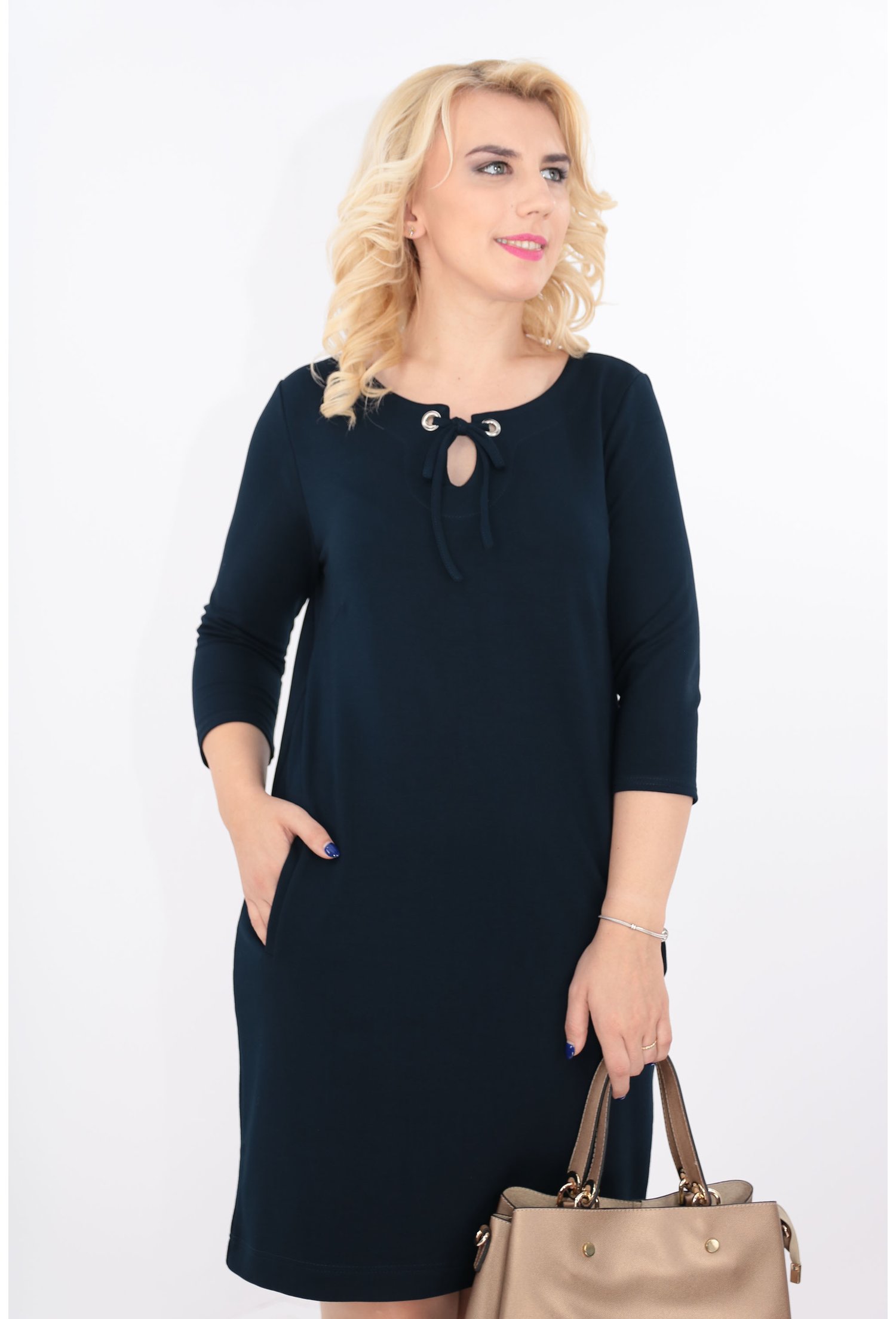Rochie bleumarin cu buzunare