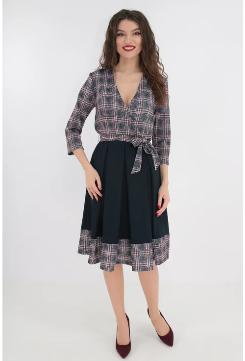 Rochie bleumarin cu print in carouri si pliuri