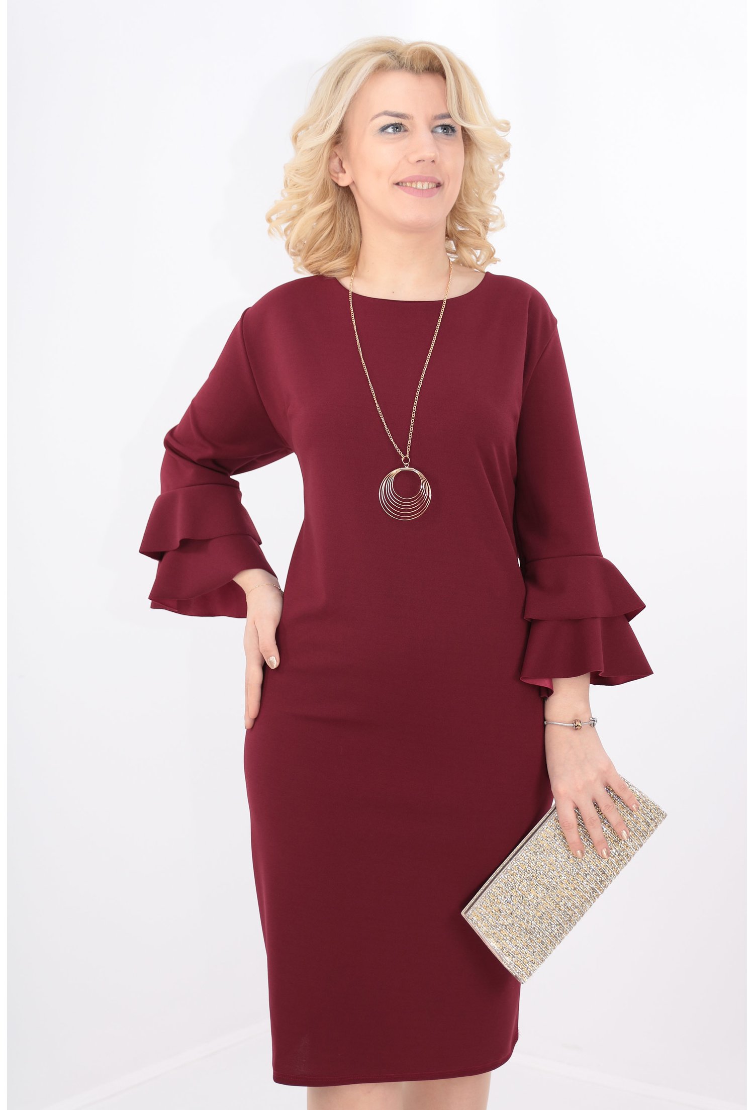 Rochie bordo cu maneci cu volane suprapuse