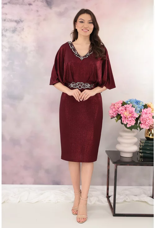 Rochie bordo de ocazie cu strasuri in talie si la decolteu