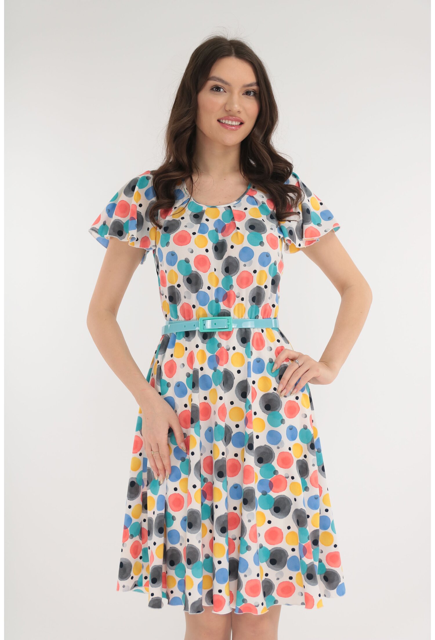 Rochie clos alba cu buline multicolore si curea turcoaz