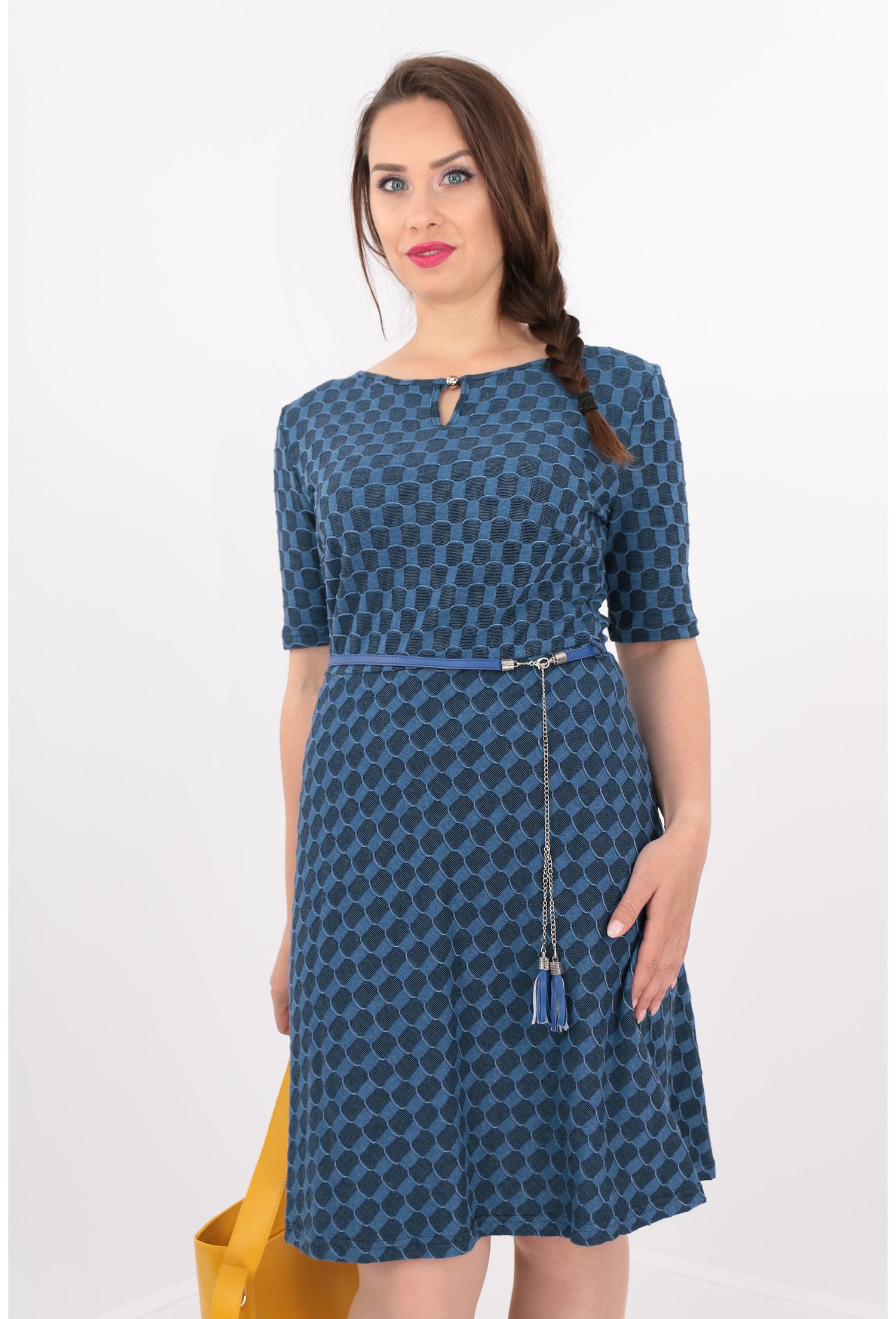 Rochie clos albastra in carouri