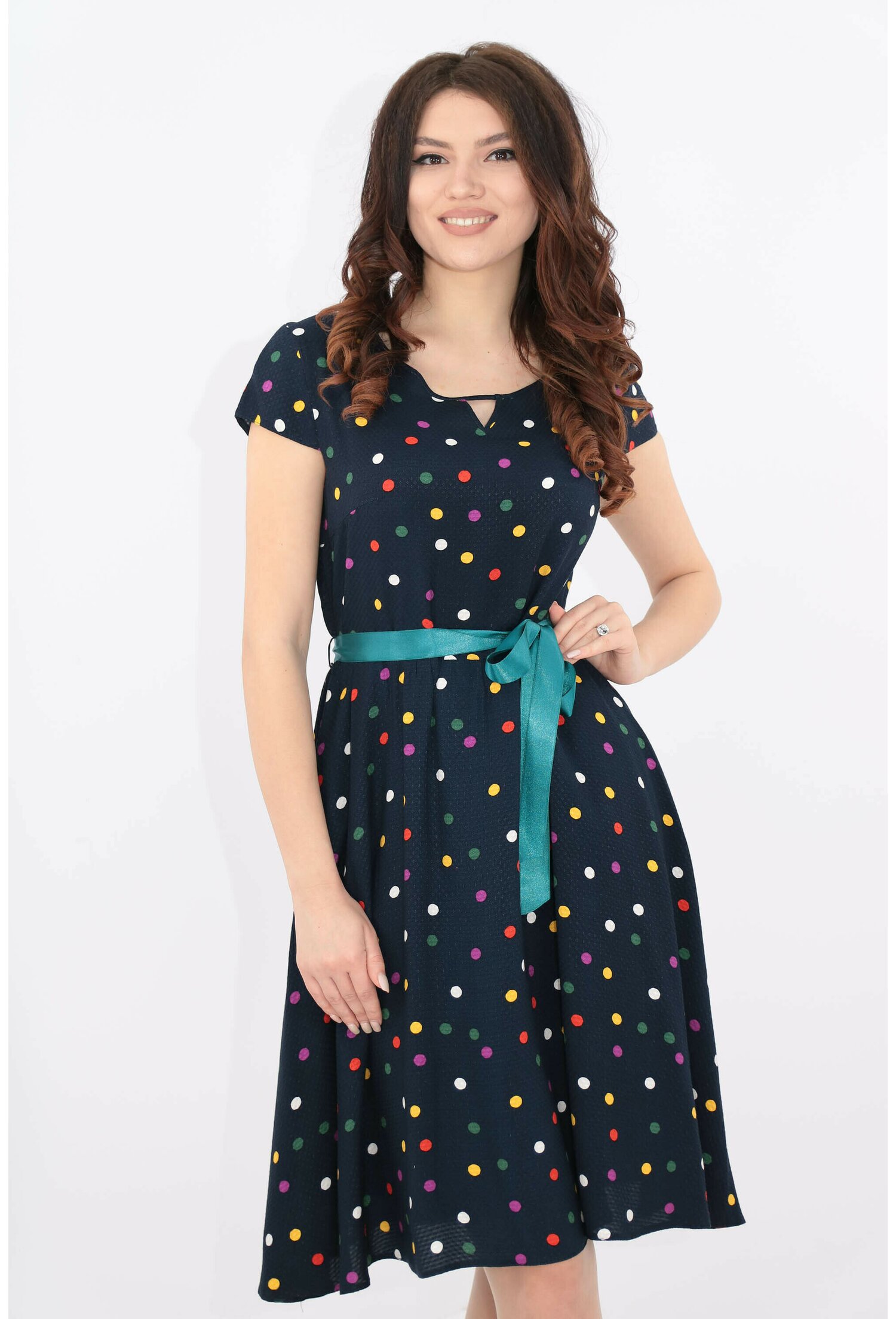 Rochie clos bleumarin cu print cu buline