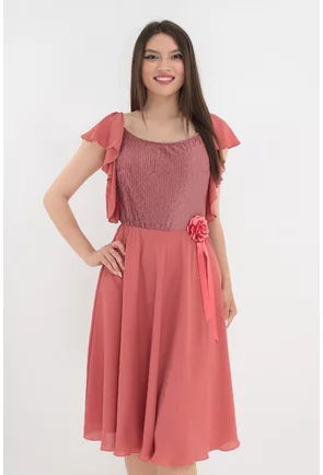 Rochie clos roz cu trandafir satinat