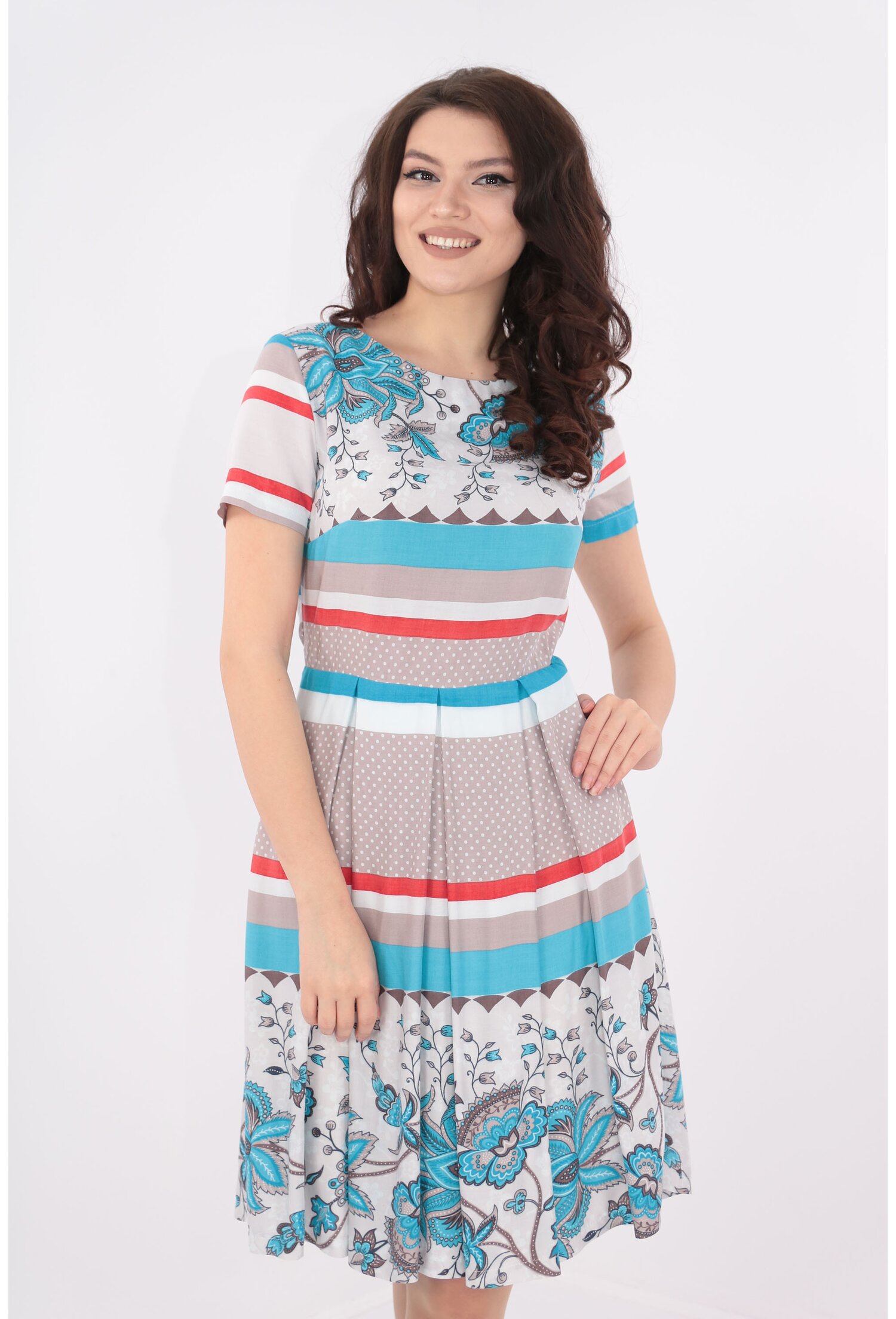 Rochie cu buline si bordura bleu