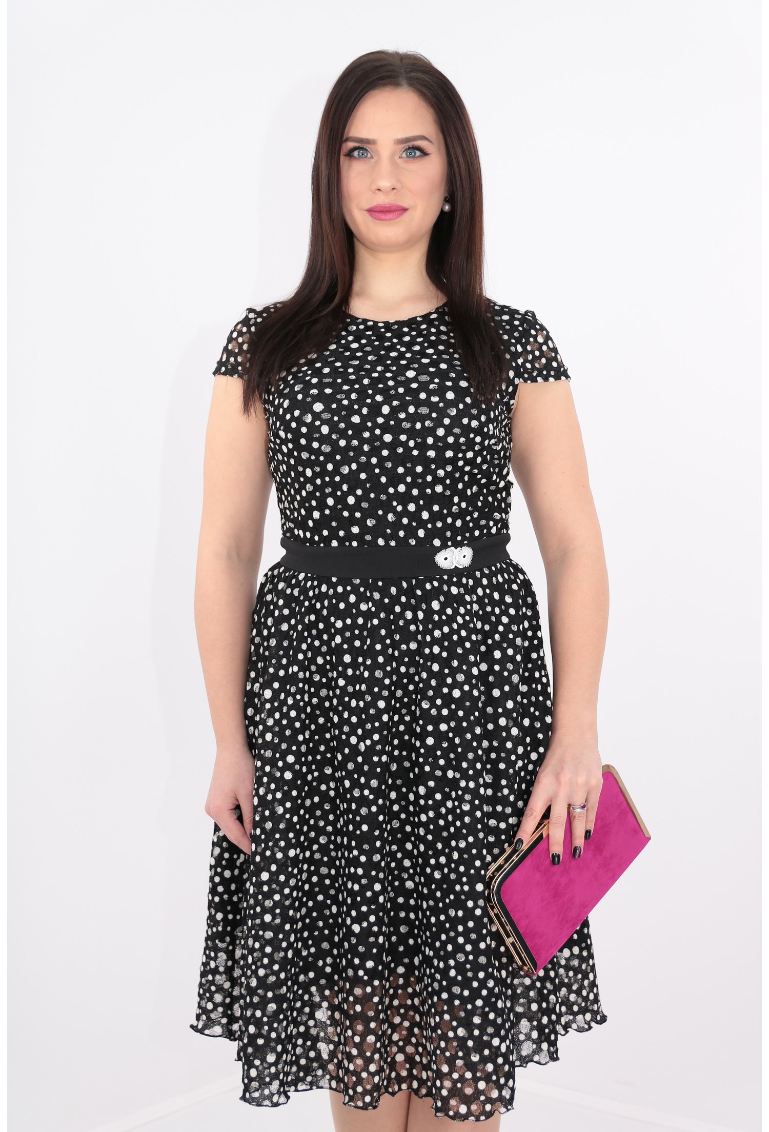 Rochie din dantela cu buline