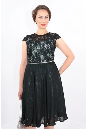 Rochie din dantela si saten vernil