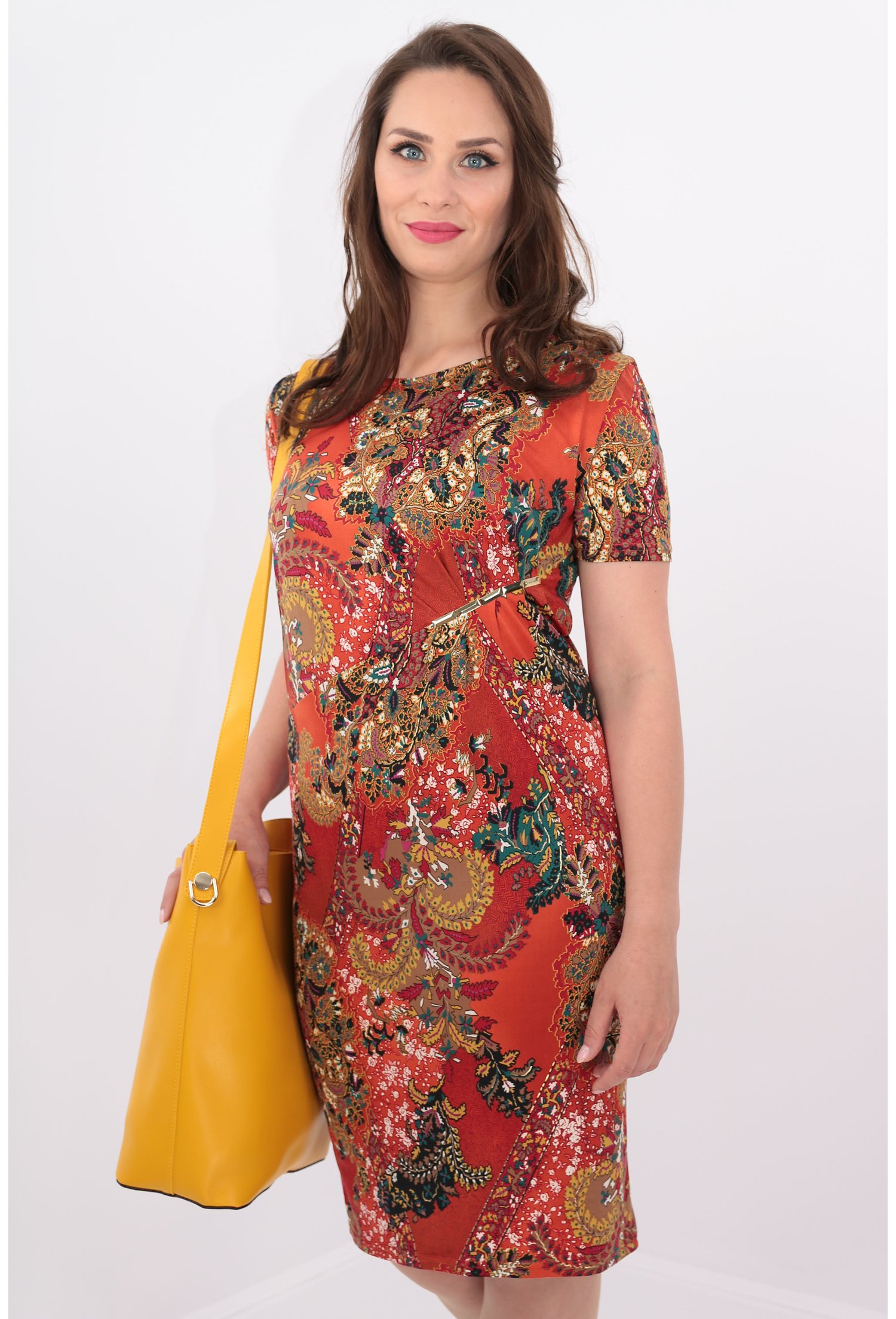 Rochie din tricot cu print caramiziu