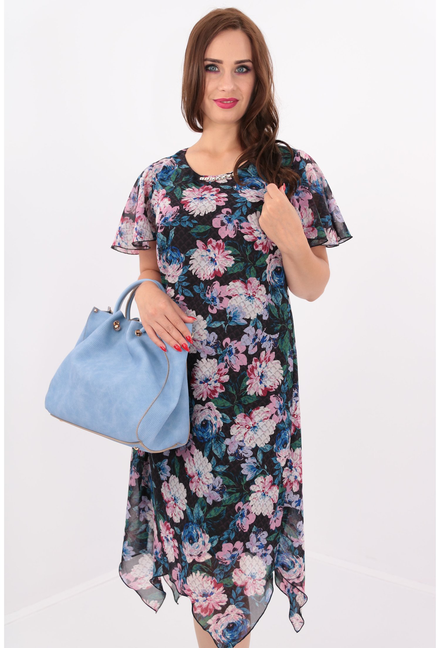 Rochie din voal cu print floral roz si tiv asimetric