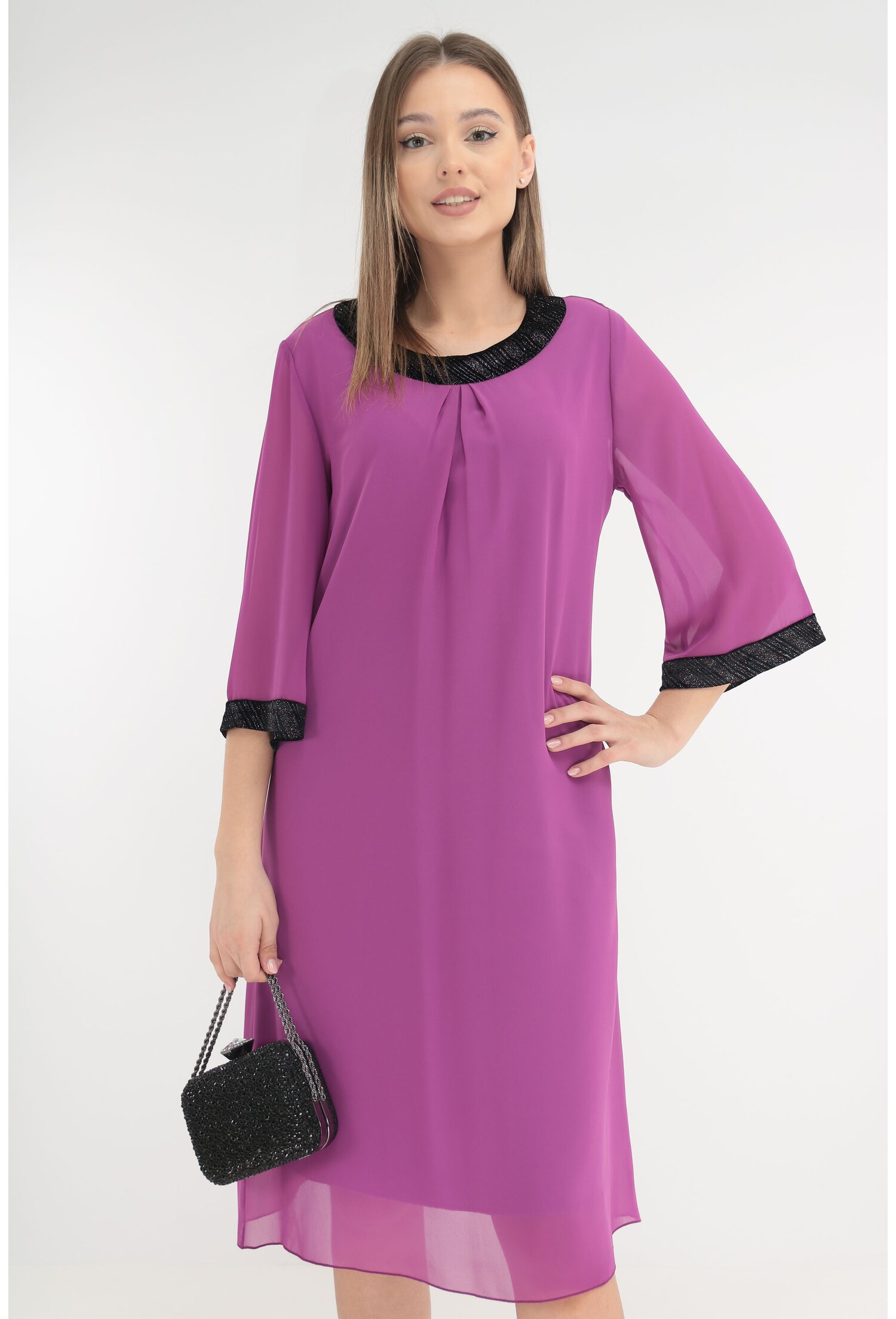 Rochie din voal magenta cu insertii din catifea cu fir multicolor