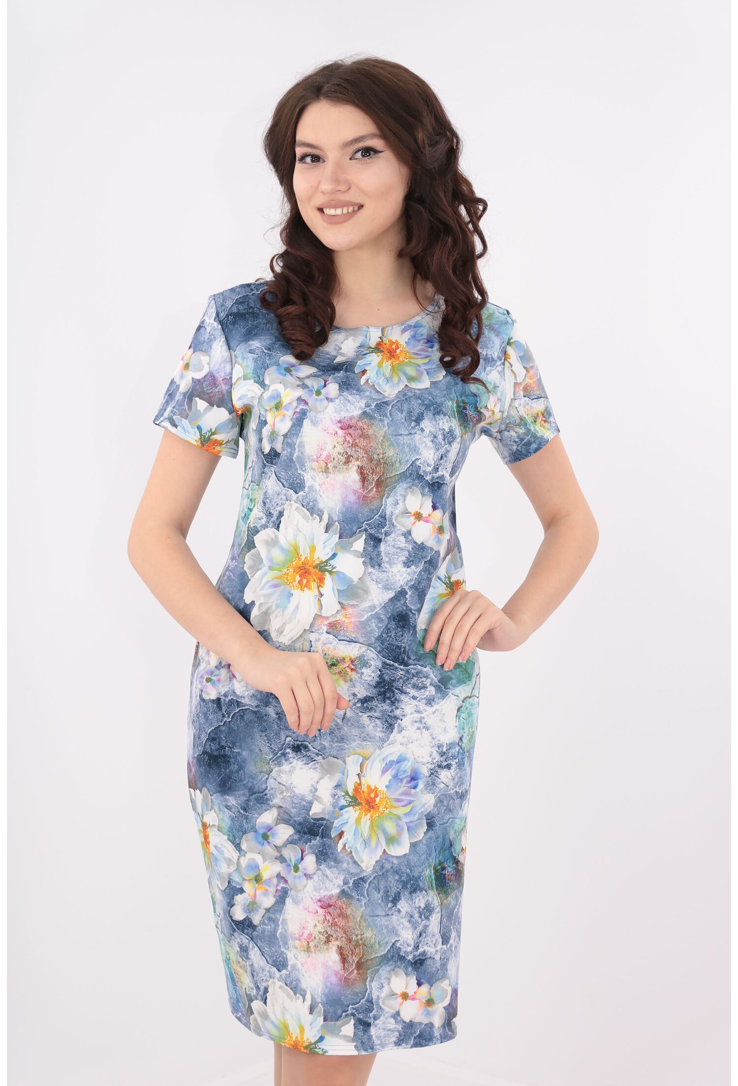 Rochie dreapta albastra cu print floral multicolor