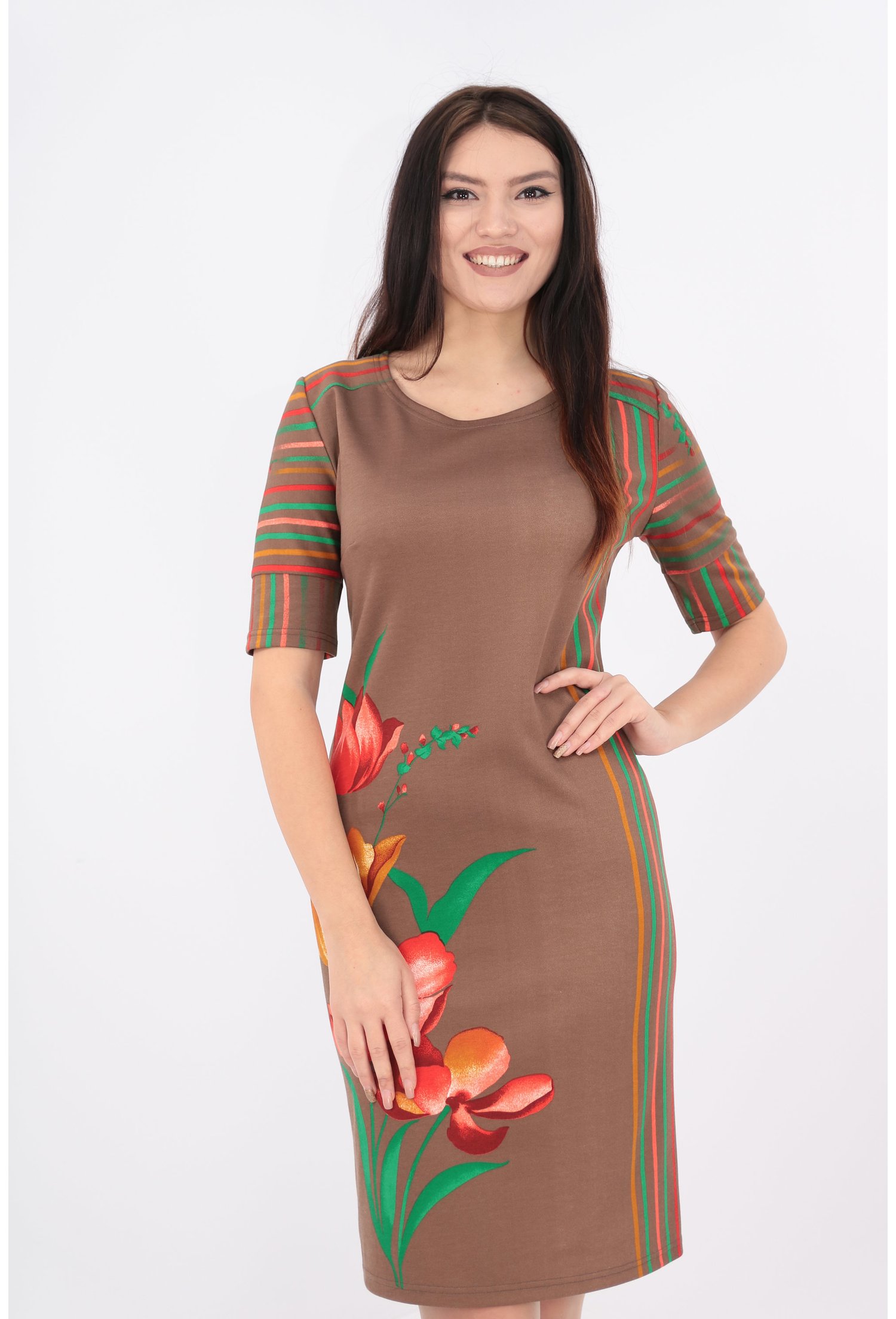 Rochie dreapta cu dungi si print floral maxi