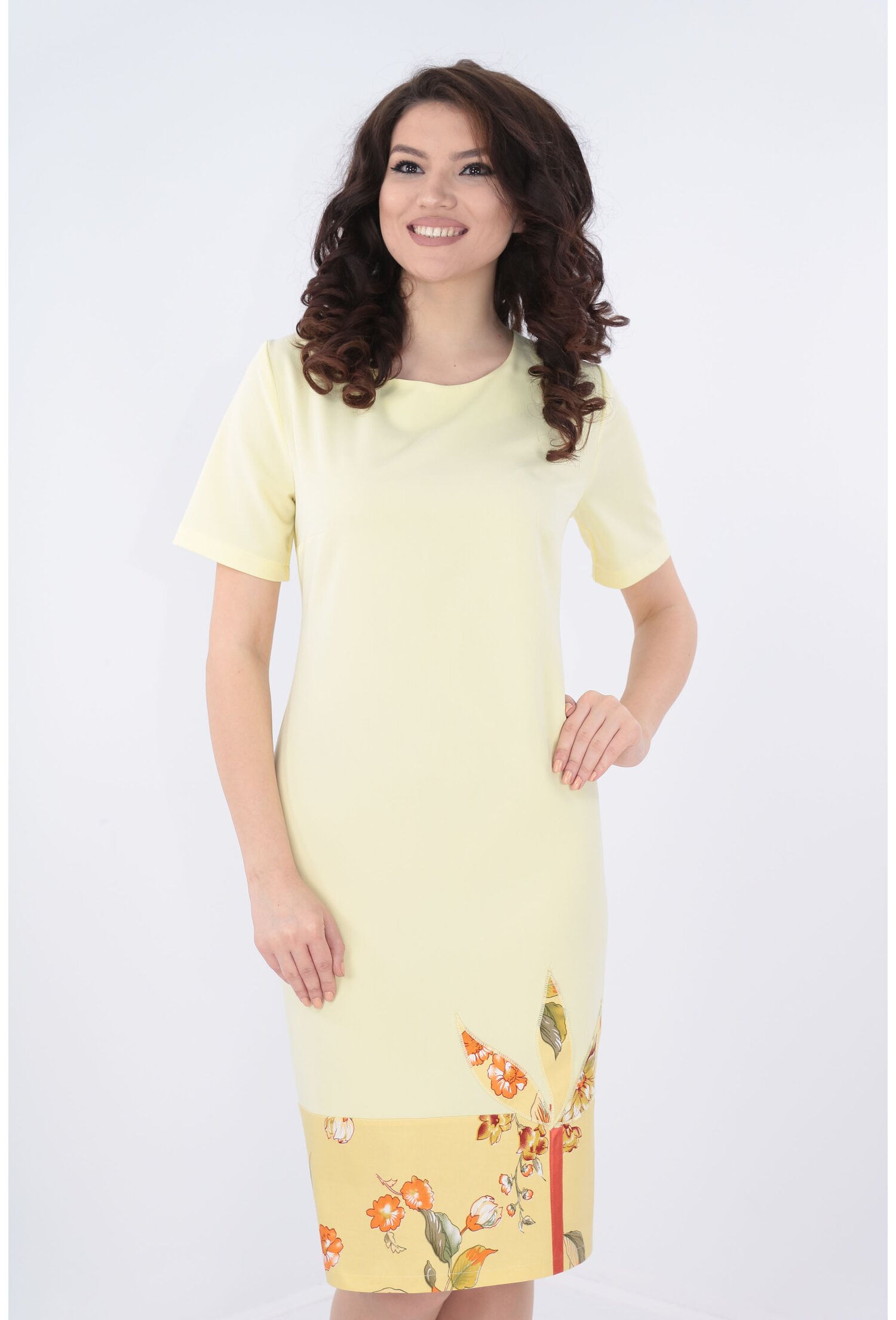 Rochie dreapta galbena cu bordura