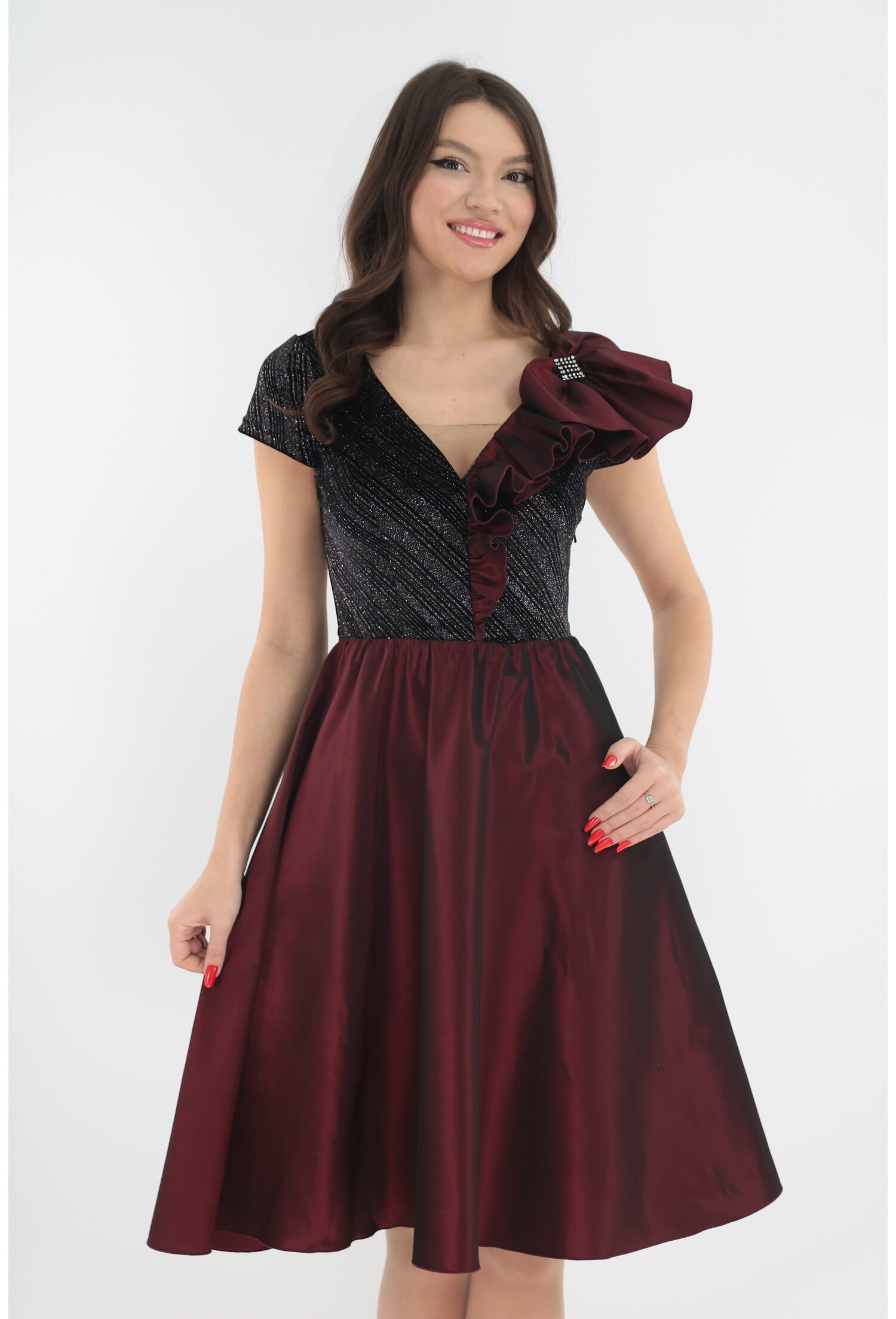 Rochie eleganta clos din tafta bordo si catifea cu glitter