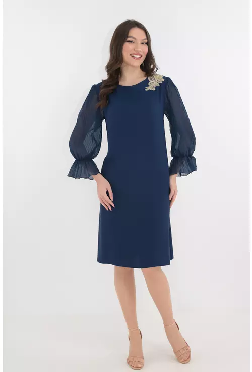 Rochie eleganta din stofa bleumarin cu maneci din voal plisat