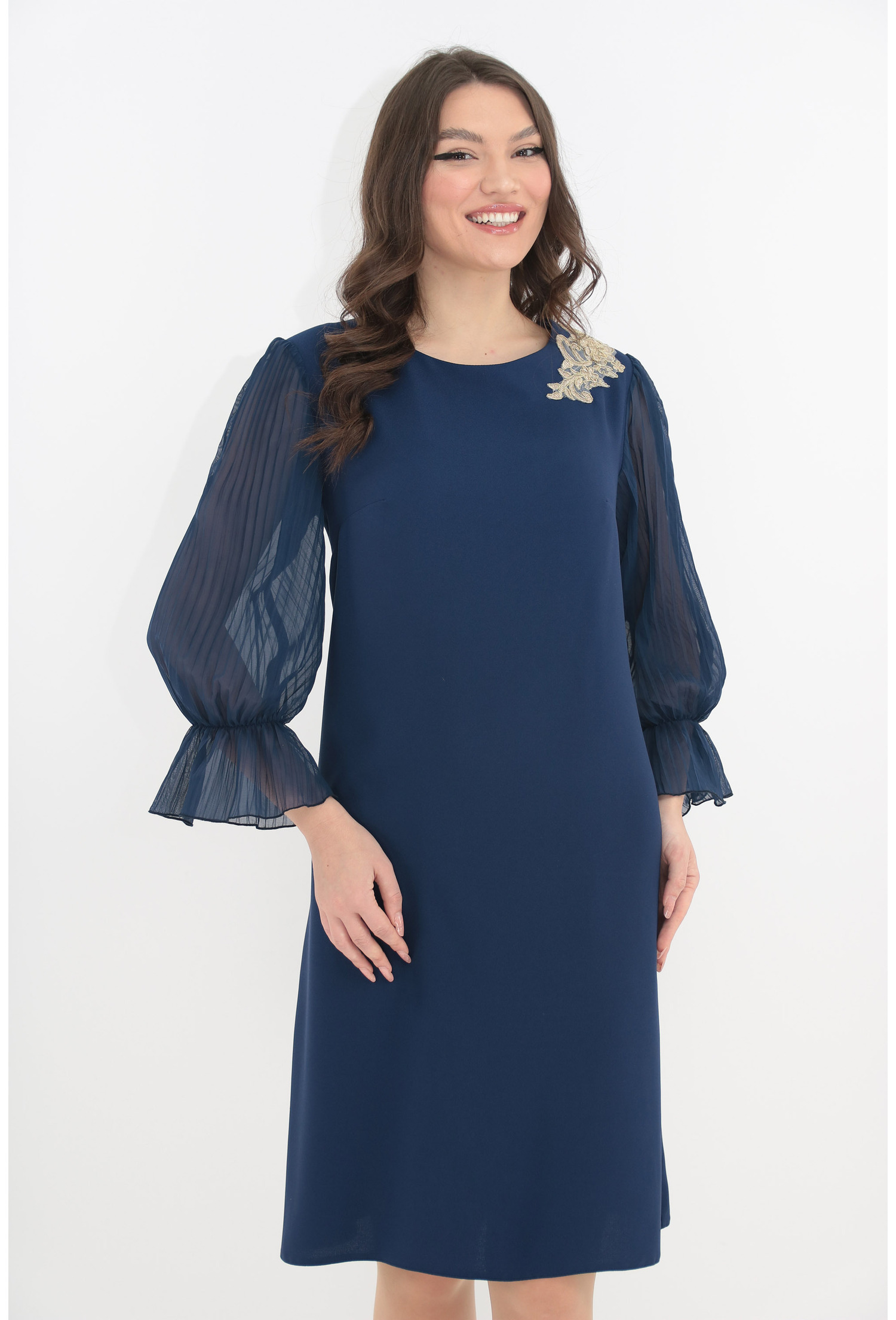 Rochie eleganta din stofa bleumarin cu maneci din voal plisat