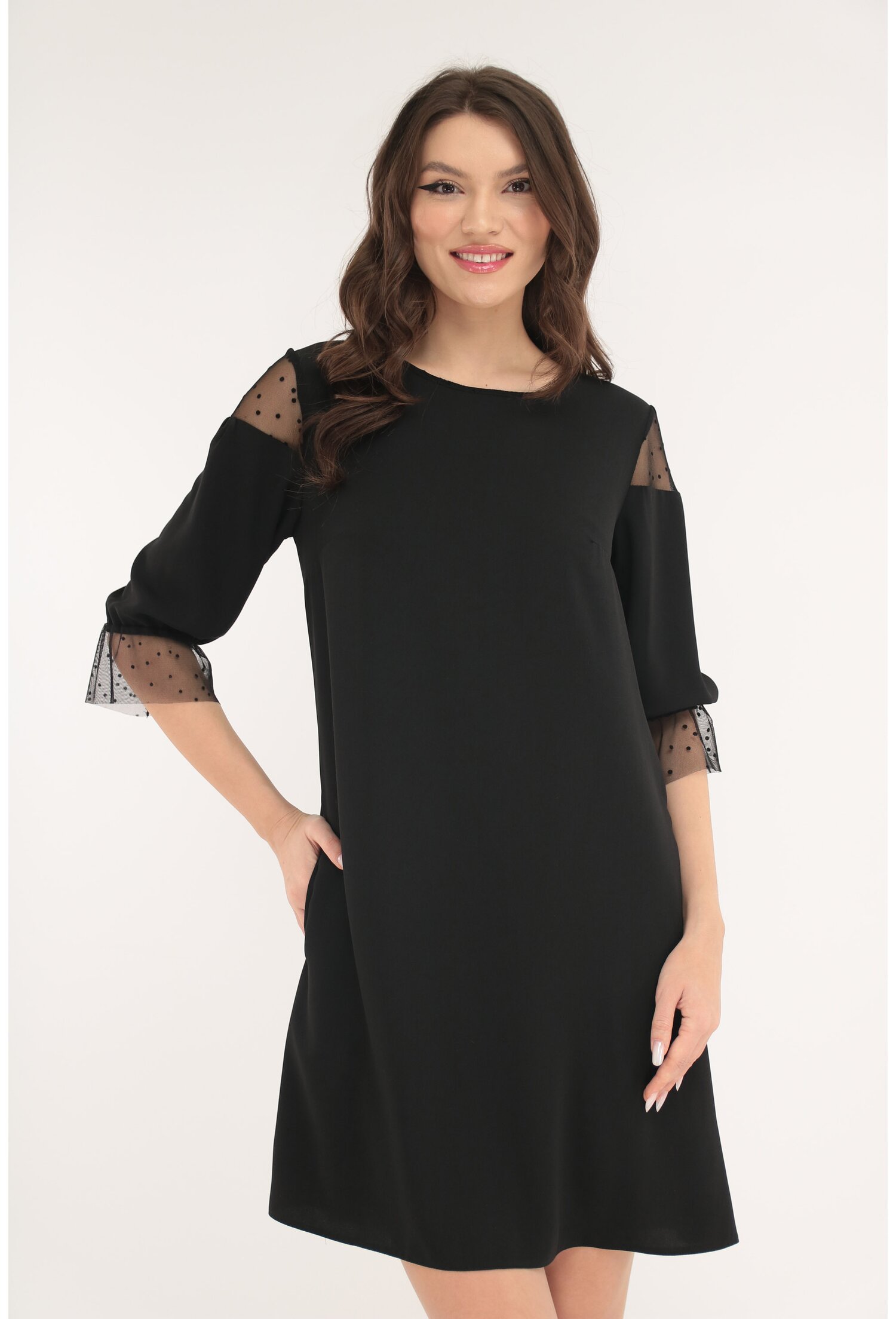 Rochie eleganta din stofa neagra…