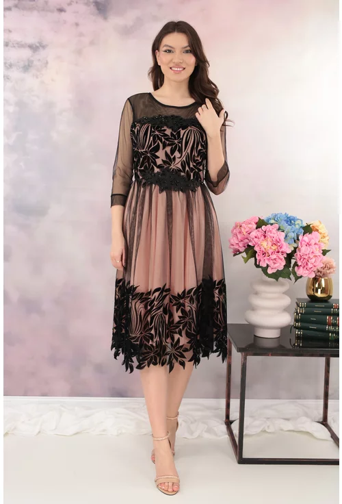 Rochie eleganta roz cu tulle negru si model floral din catifea
