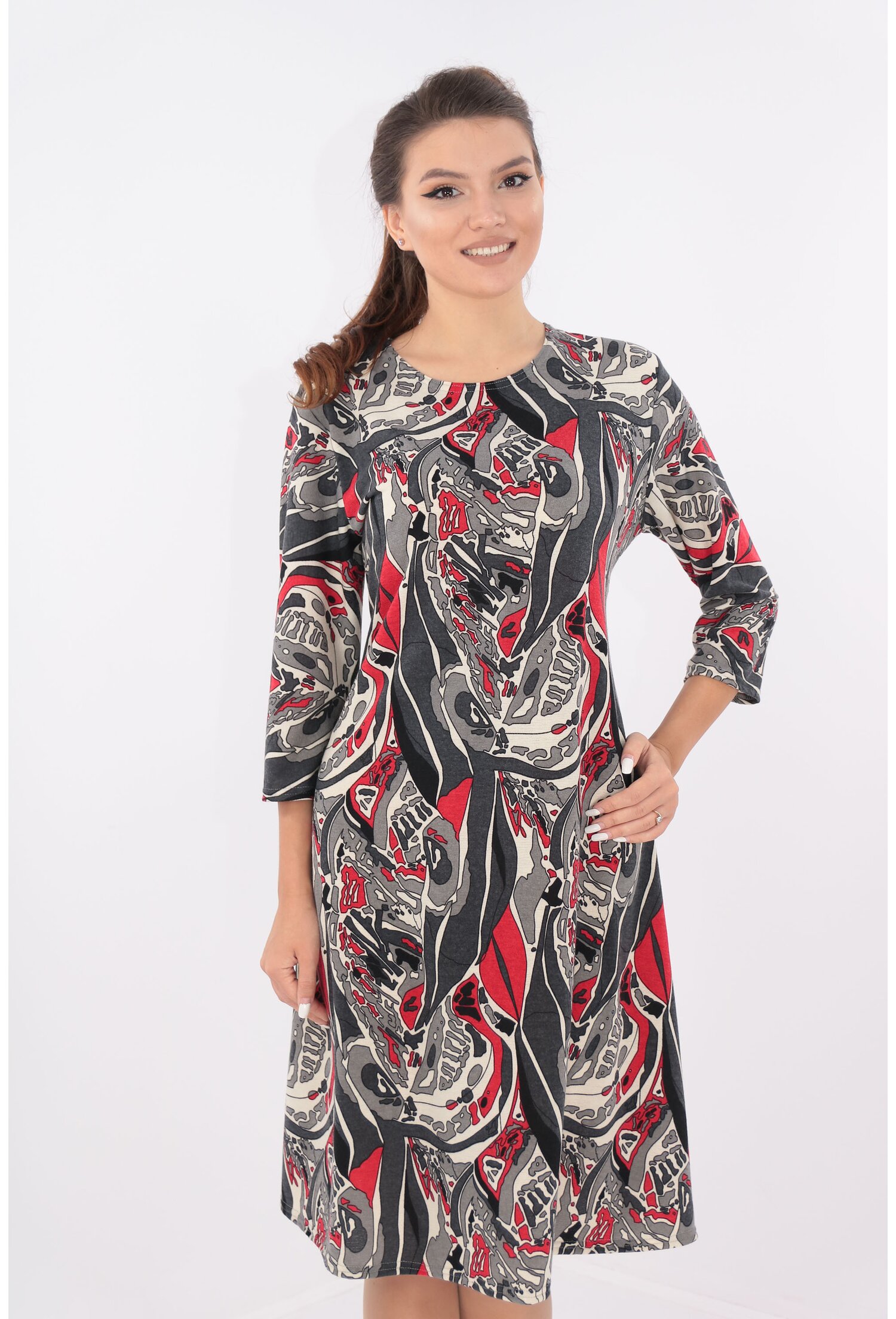 Rochie evazata gri cu print rosu abstract