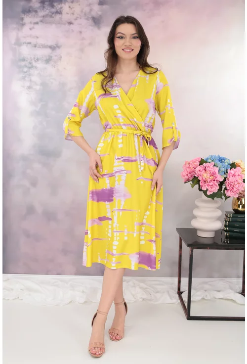 Rochie galbena cu print abstract roz si decolteu parte peste parte