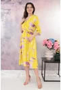 Rochie galbena cu print abstract roz si decolteu parte peste parte